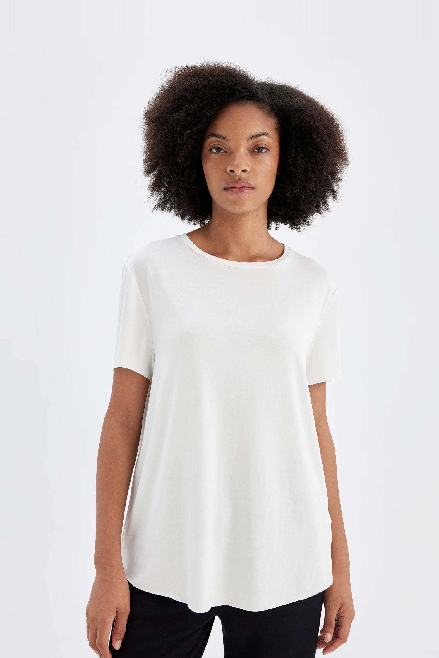 DeFactoFit Oversize Geniş Kalıp Bisiklet Yaka Sporcu Modal Kısa Kollu Tişört