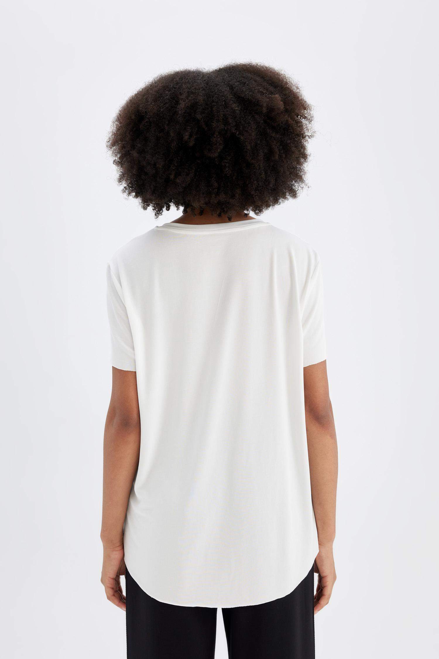 DeFactoFit Oversize Geniş Kalıp Bisiklet Yaka Sporcu Modal Kısa Kollu Tişört