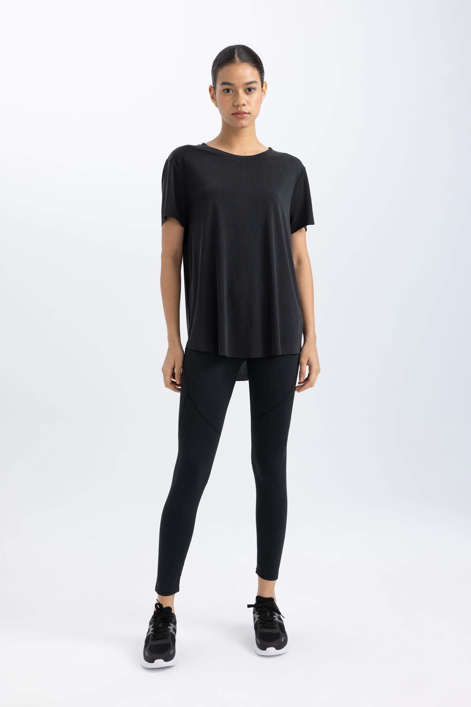 تي شيرت رياضي بريميوم اوفر سايز بياقة مستديرة