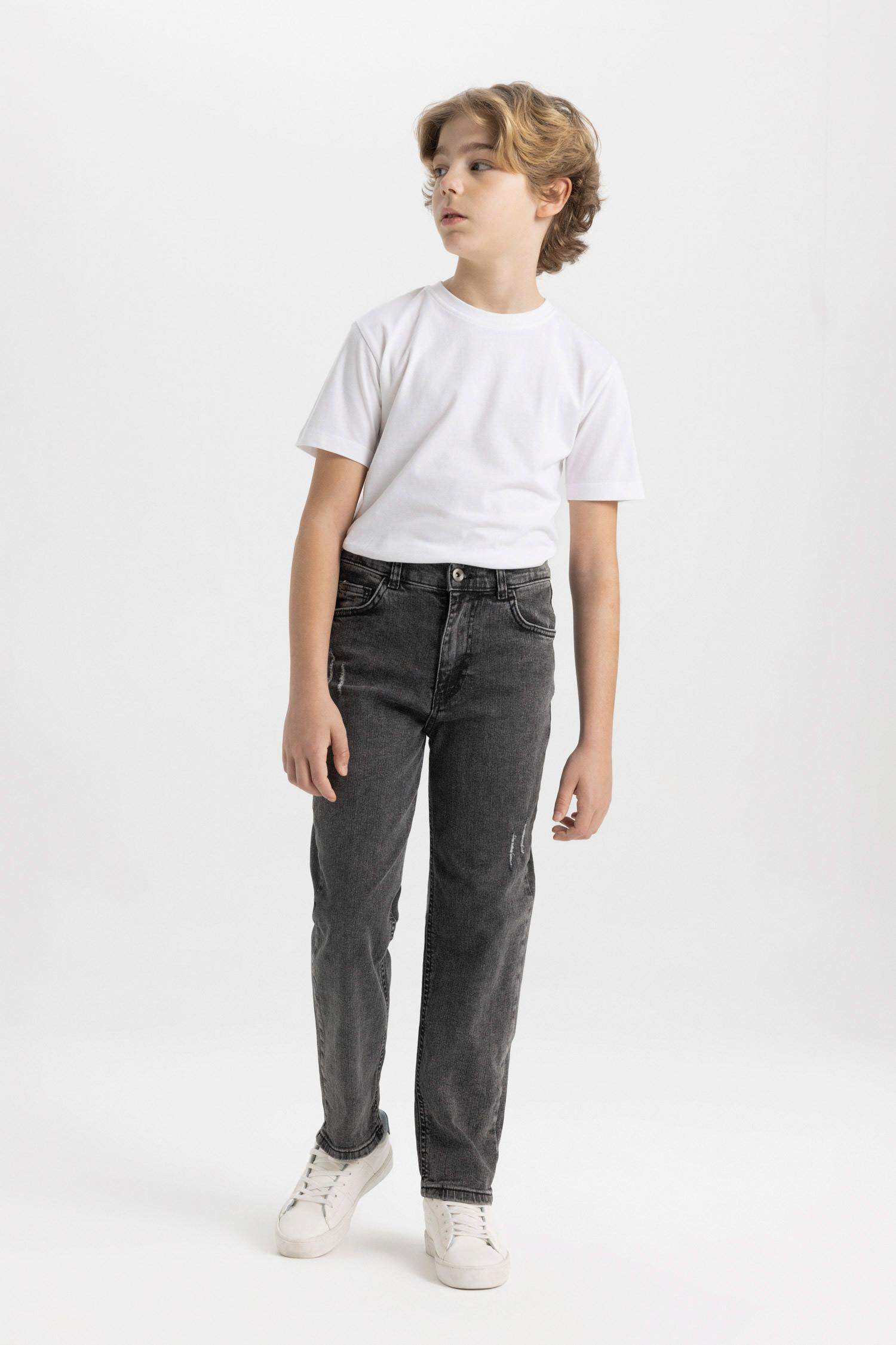 Straıght Fıt Yırtık Detaylı Düz Paça Jean Pantolon Erkek Çocuk