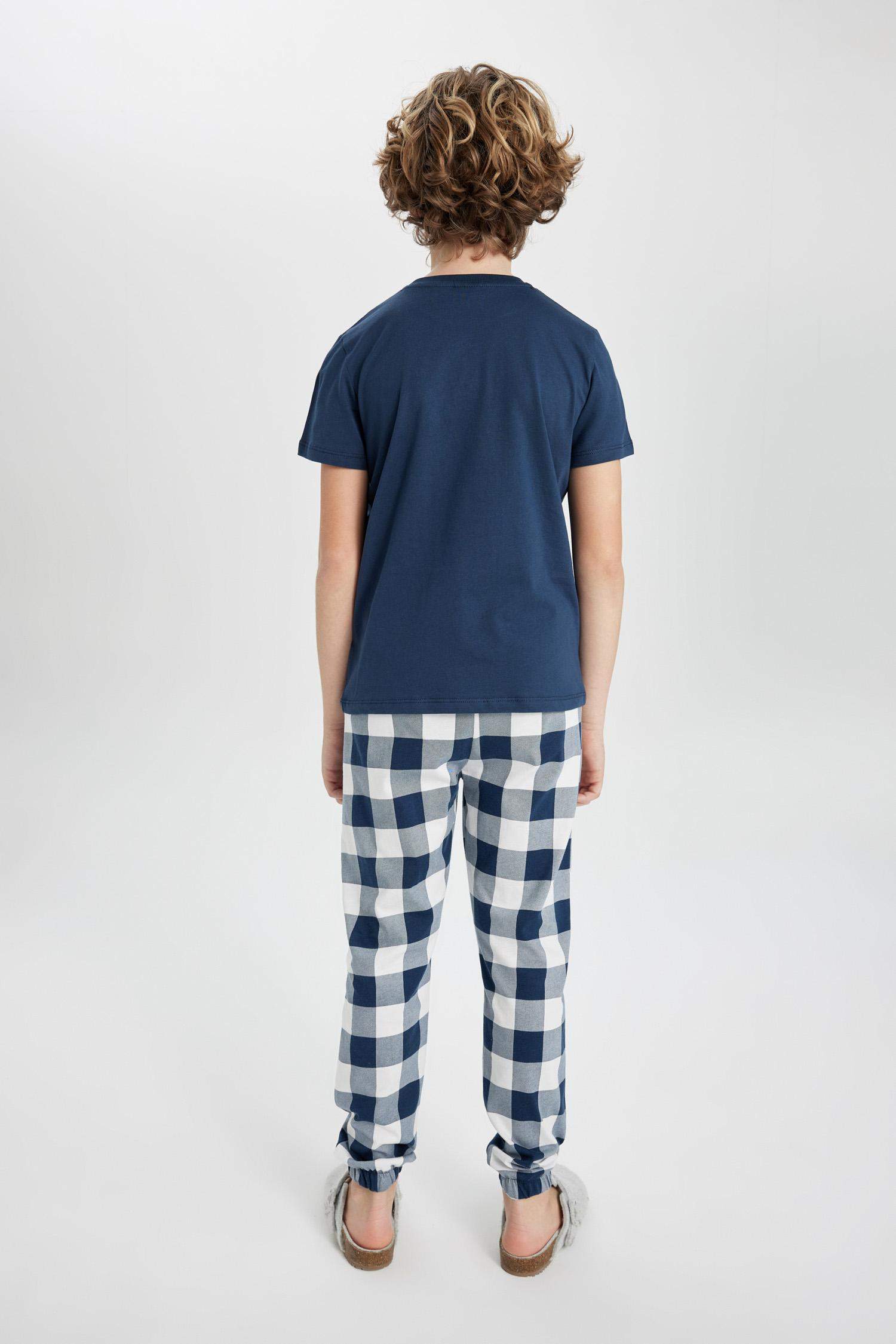 Erkek Çocuk Pijama Takımı Baskılı Kısa Kollu Üst Beli Lastikli Kareli Uzun Alt