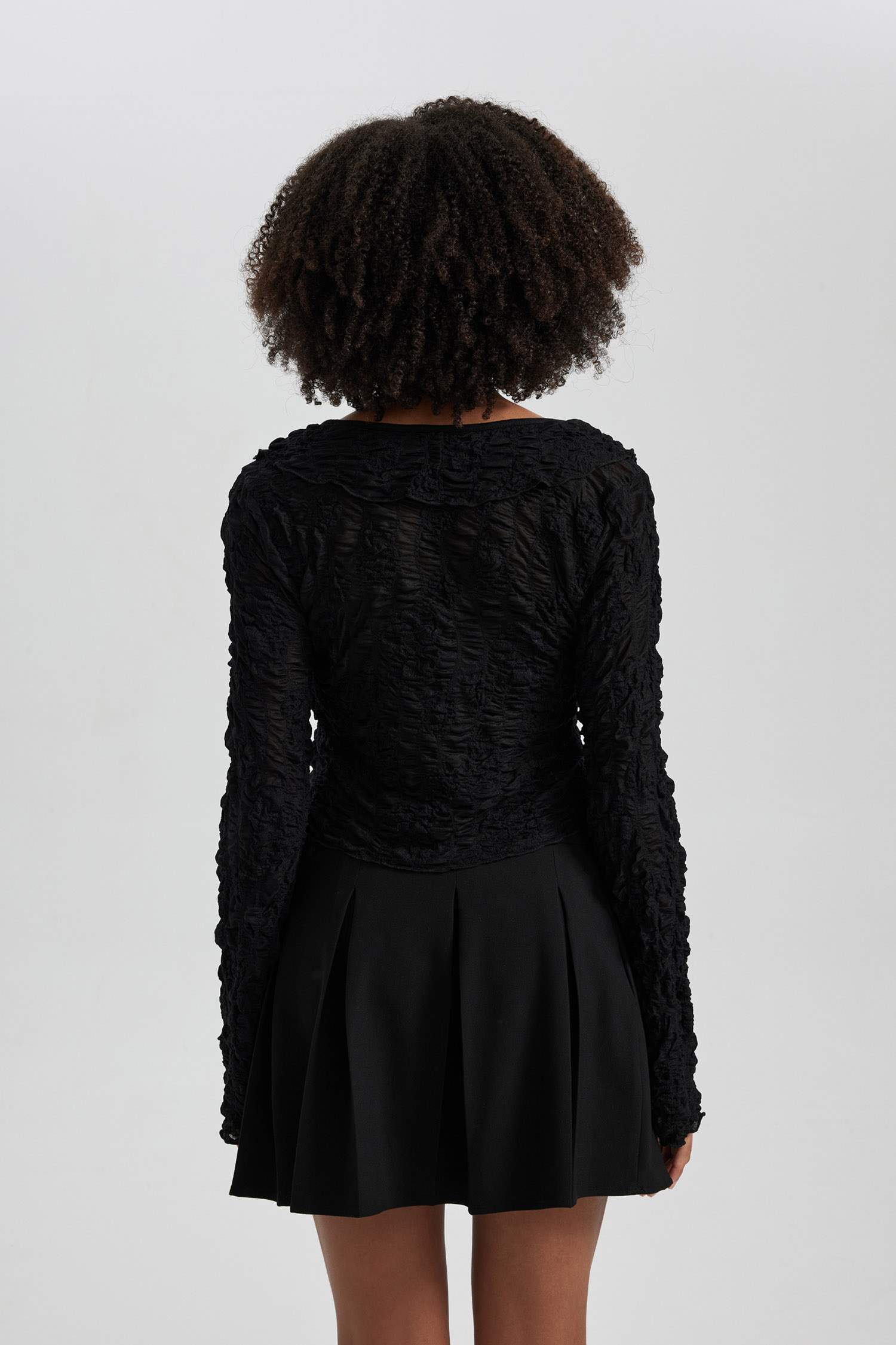 Slim Fit V-Neck Lace Long Sleeve T-Shirt