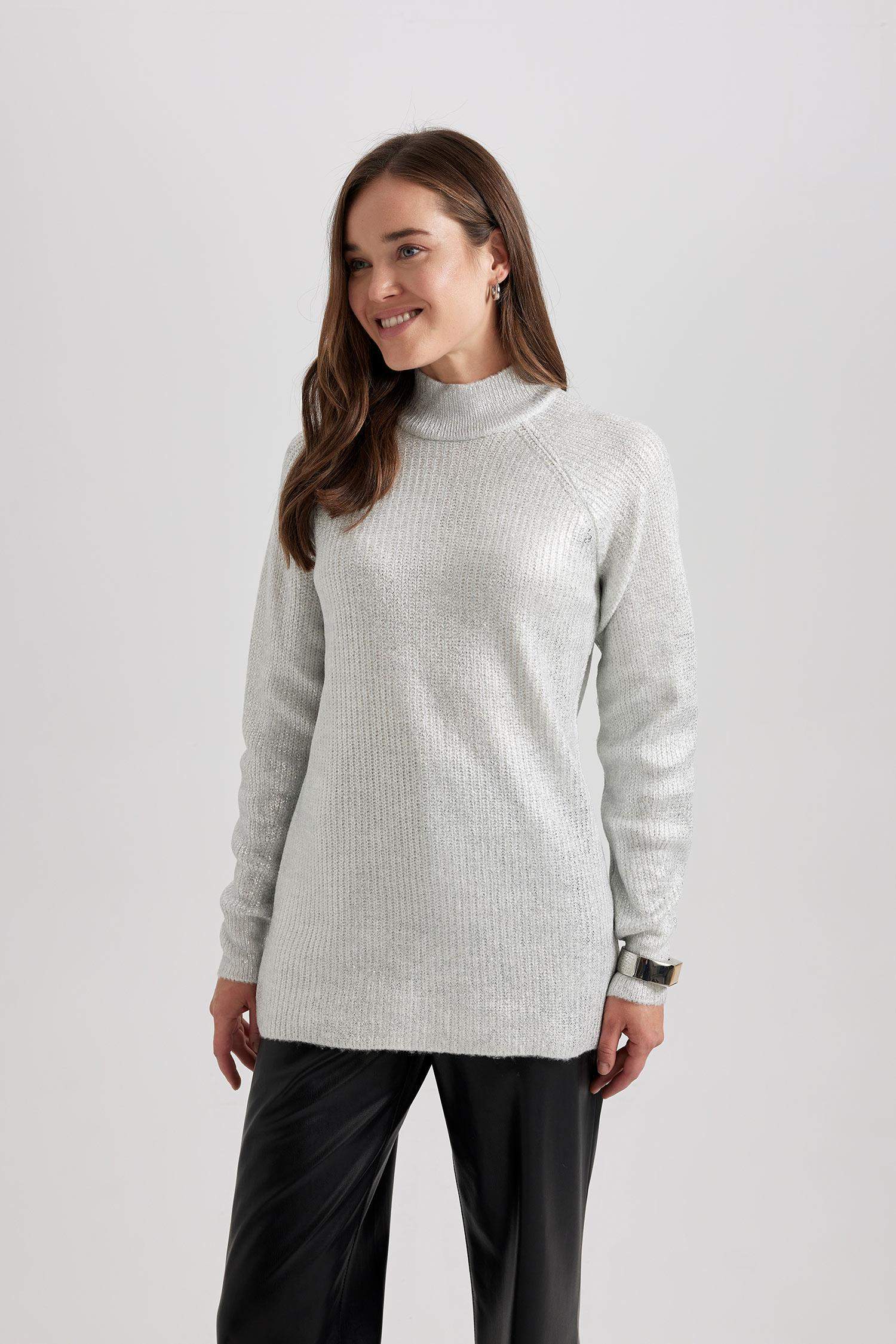 تونيك تريكو قصة عادية برقبة عالية