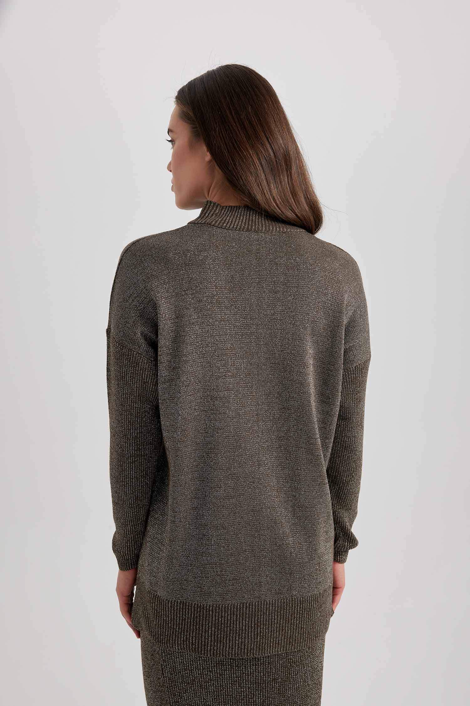 تونيك تريكو قصة عادية بنص رقبة مدورة