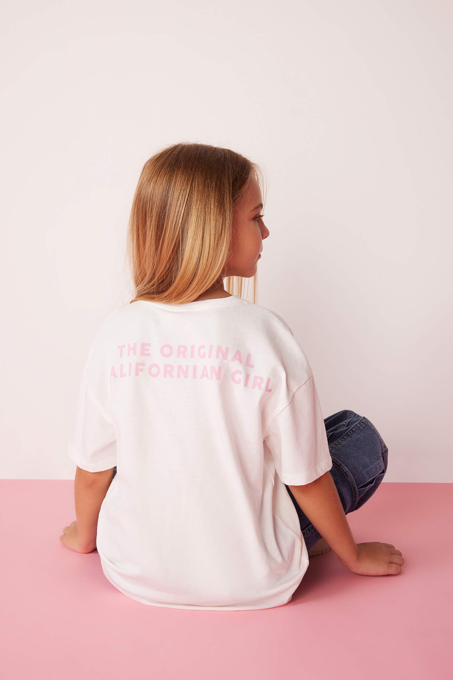 Қыздарға Barbie Лицензиялық қысқа жеңді Қысқа жеңді футболка