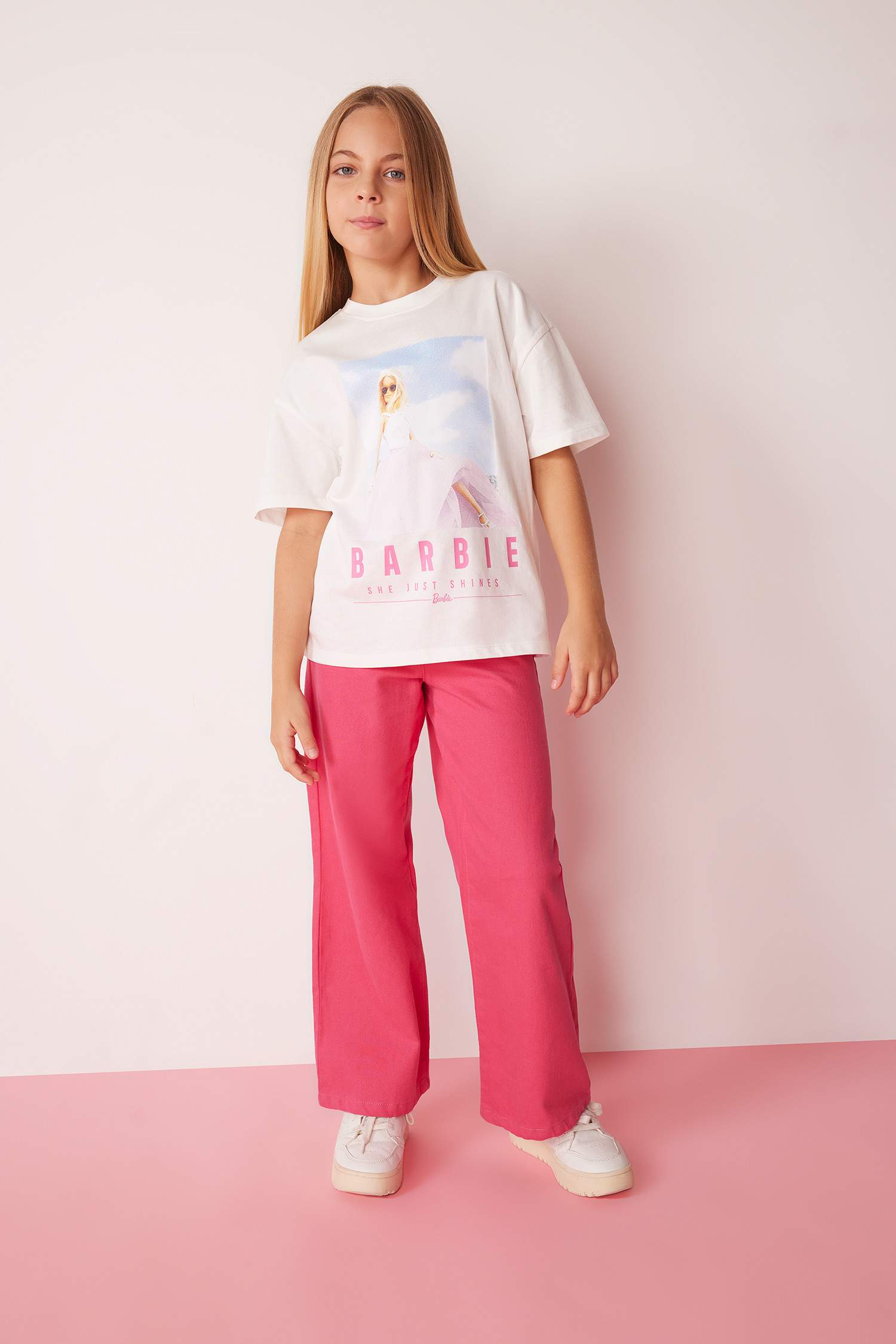 Қыздарға Barbie Лицензиялық қысқа жеңді Қысқа жеңді футболка