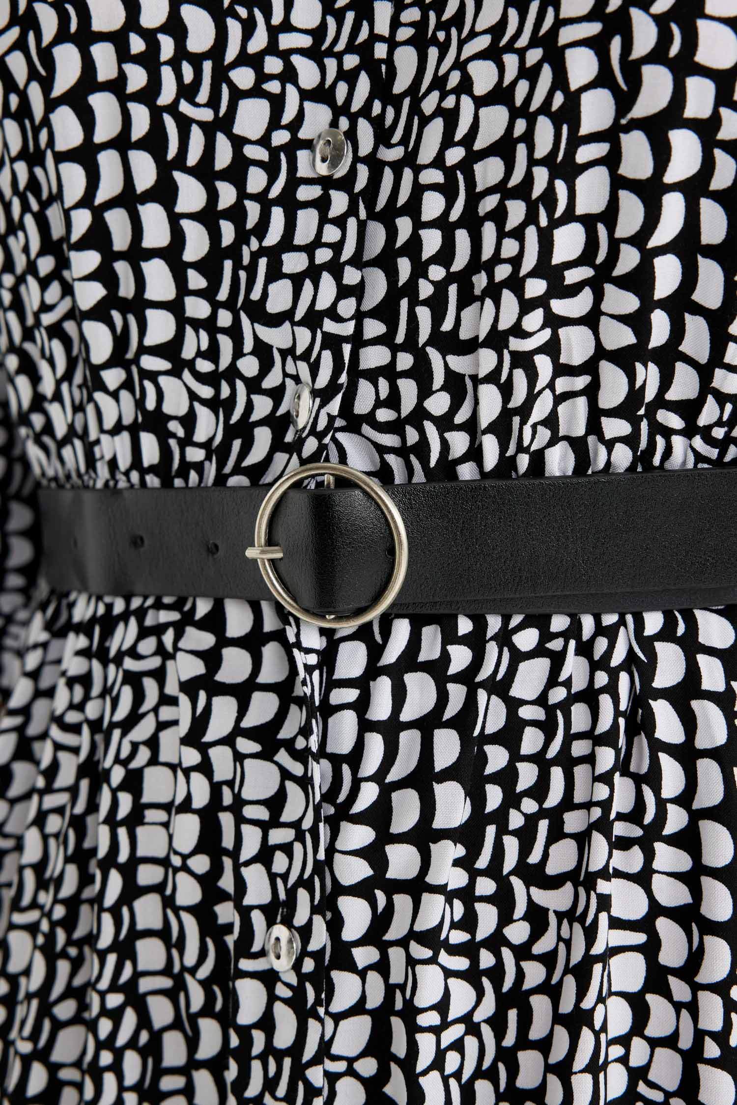 فستان ميدي نص كم بياقة قميص