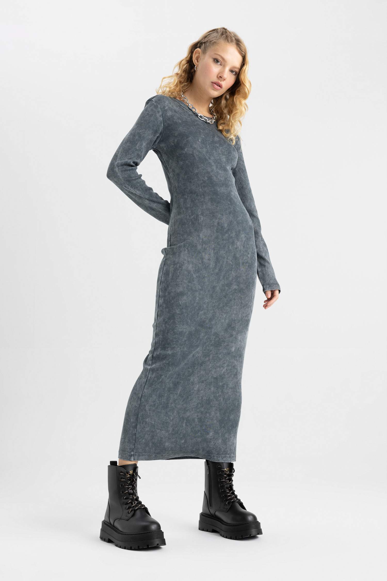 Bodycon Crew Neck Camisole Maxi Dress