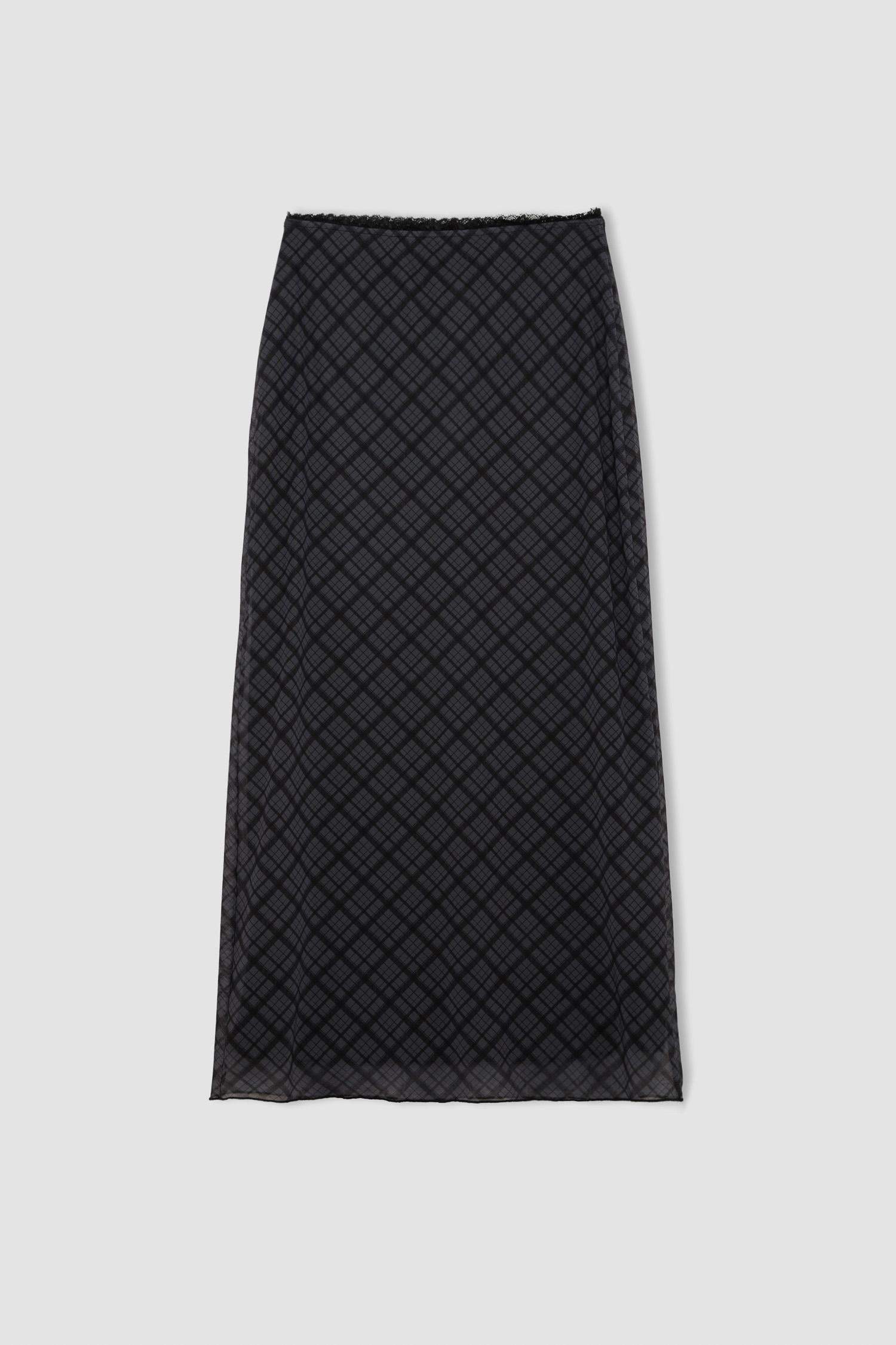 A Kesim Desenli Yüksek Bel Astarlı Tül Maxi Etek