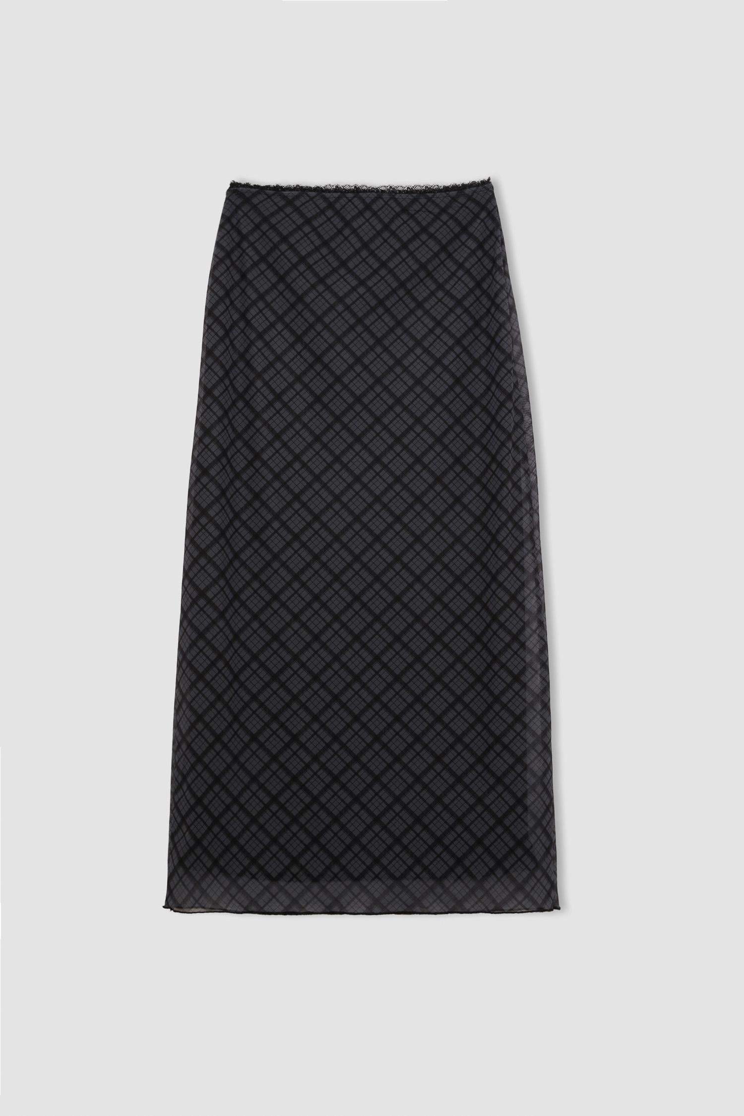 A Kesim Desenli Yüksek Bel Astarlı Tül Maxi Etek