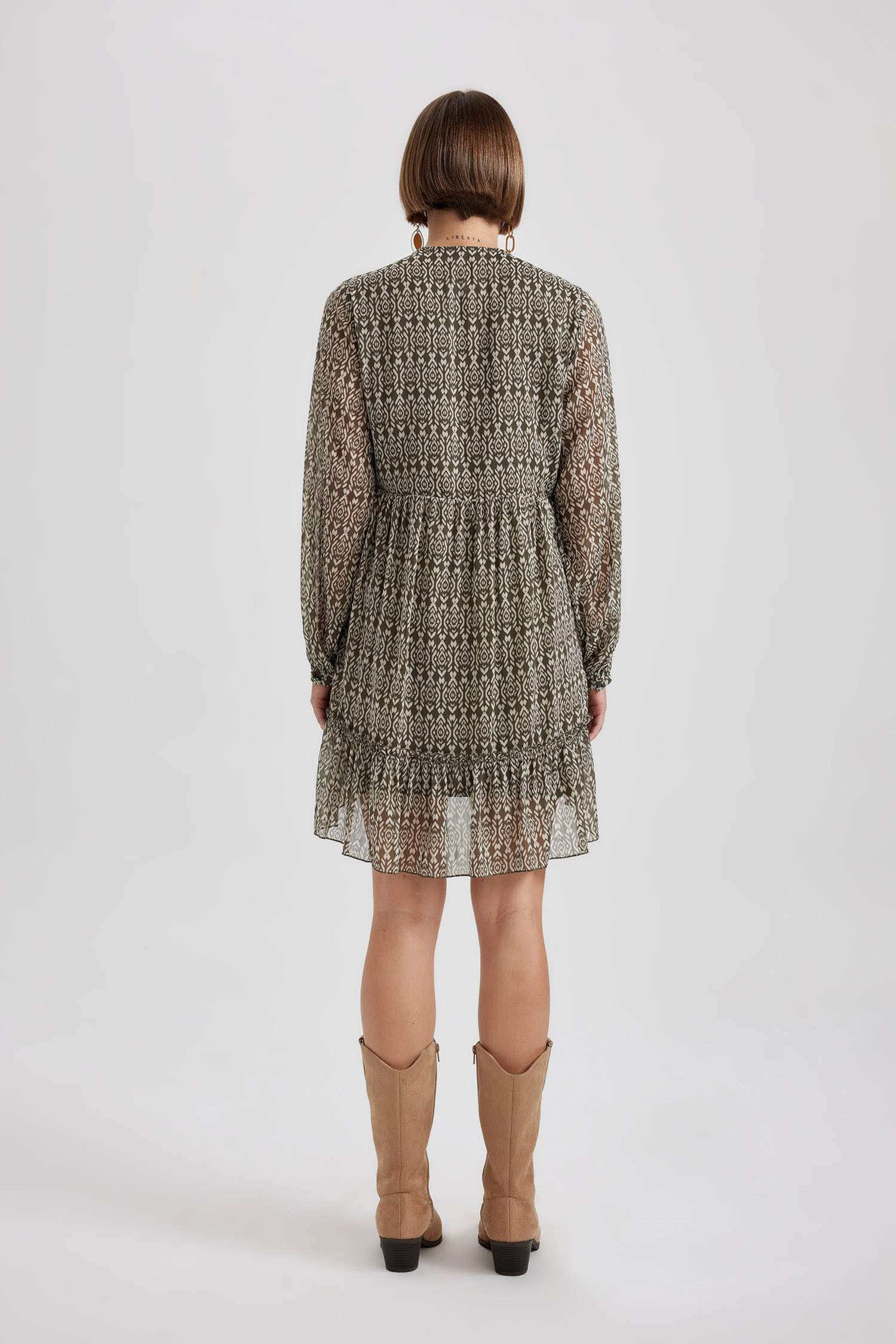 Round Collar Chiffon Mini Dress