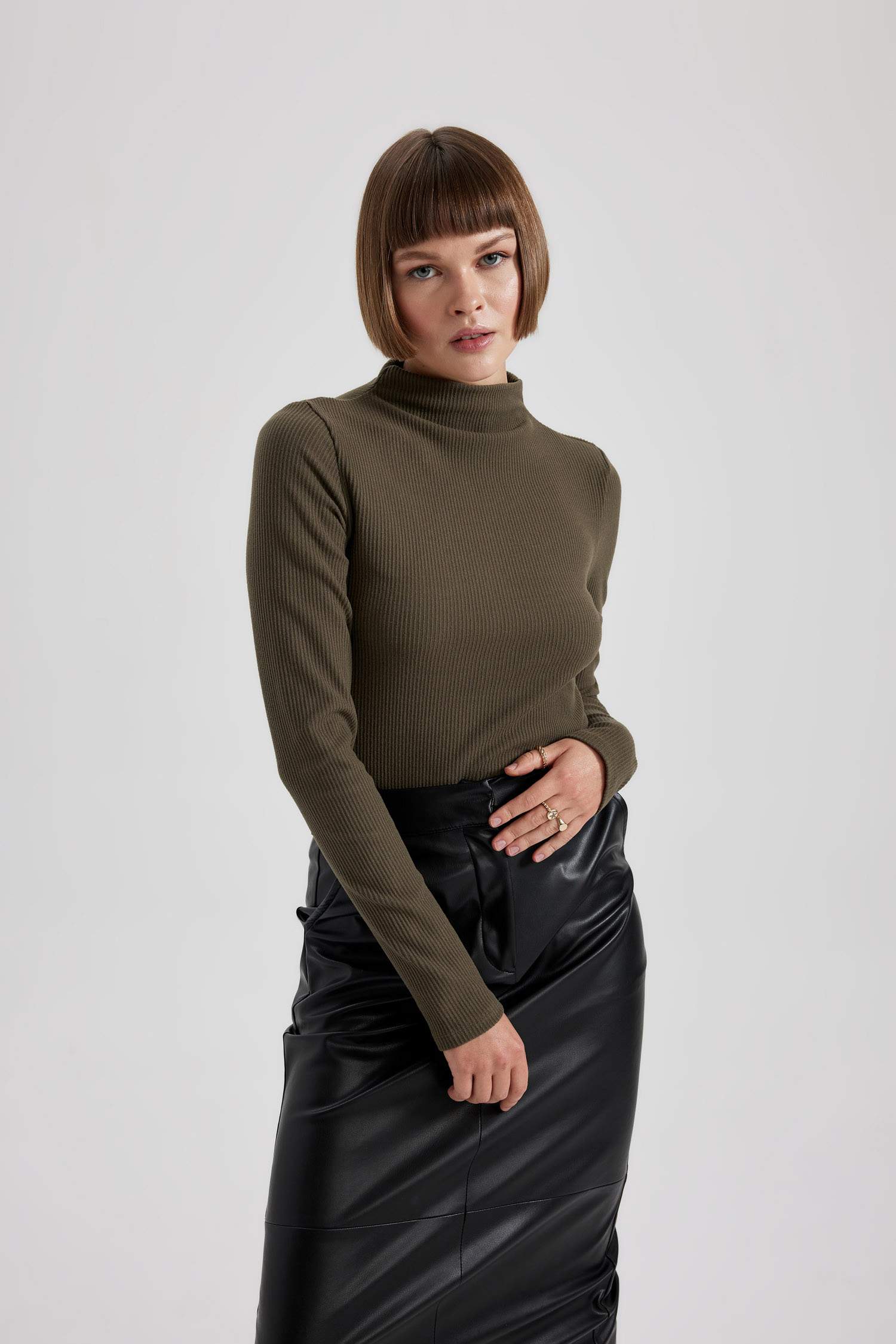 Slim Fit Turtleneck Corduroy Long Sleeve T-Shirt