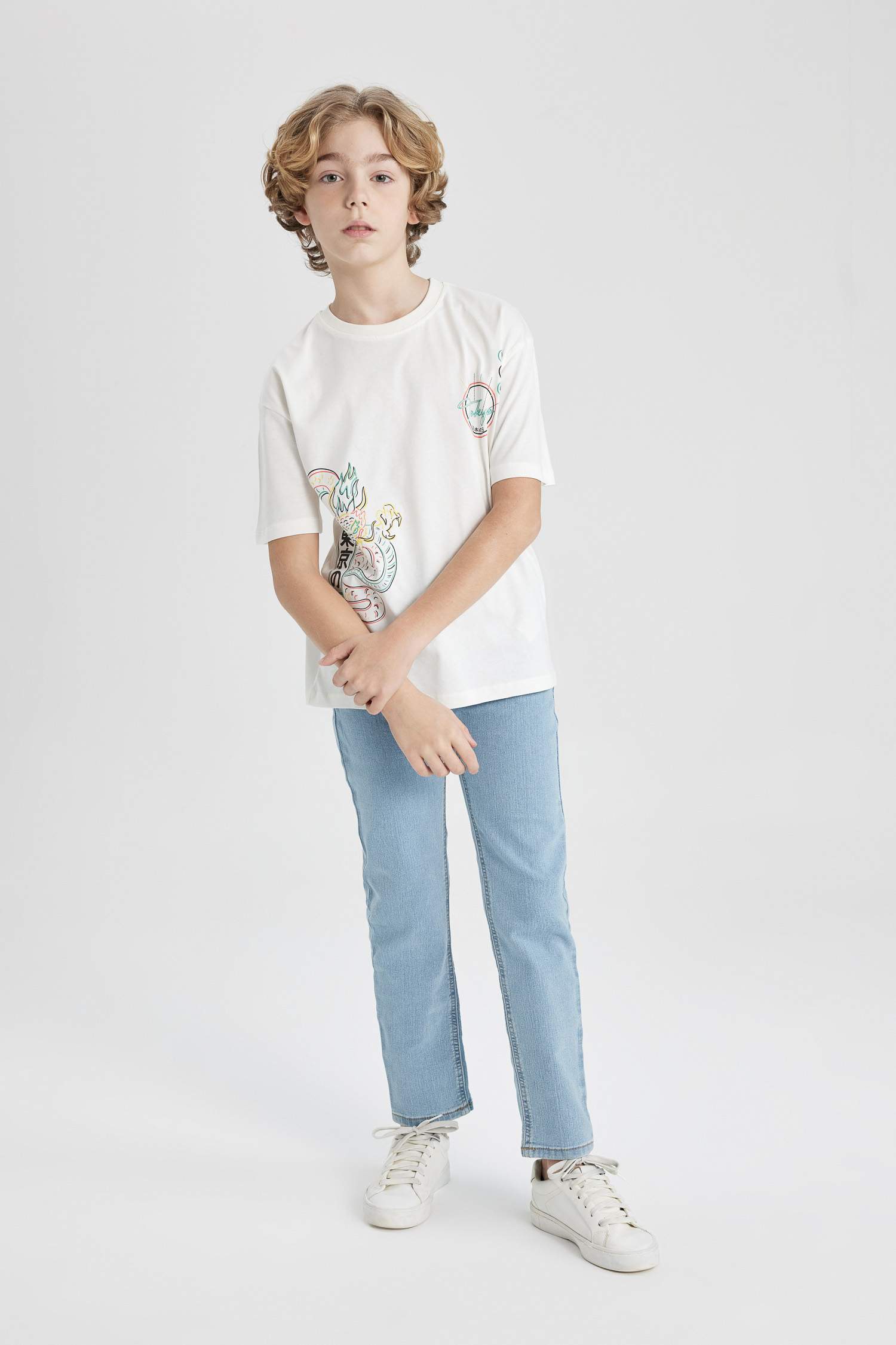 بنطرون جينز ولادي قصة مستقيمة ستاندارت