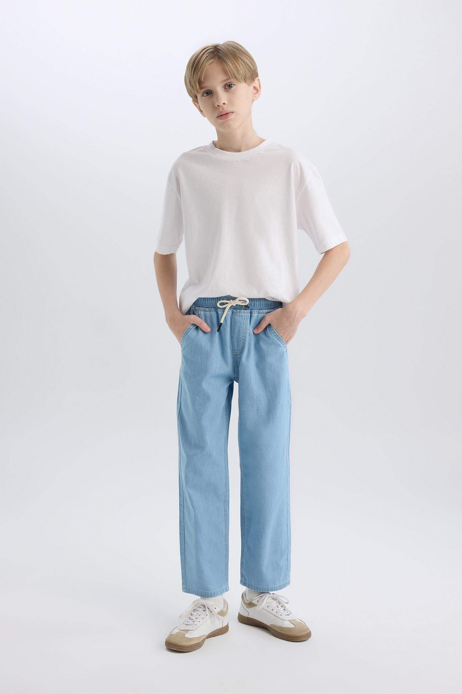 Boy Straight Fit Straight Leg Jeans