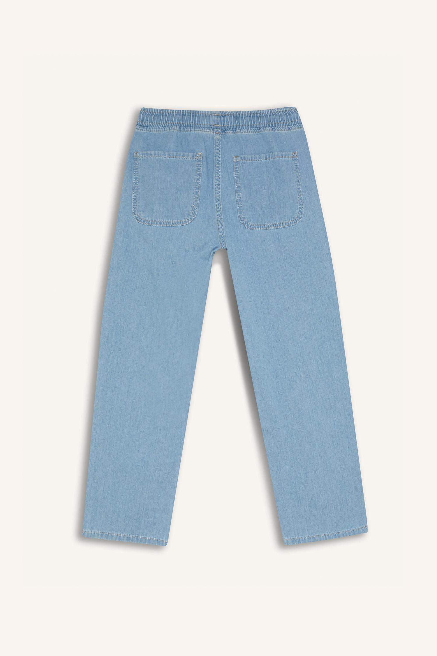 Boy Straight Fit Straight Leg Jeans