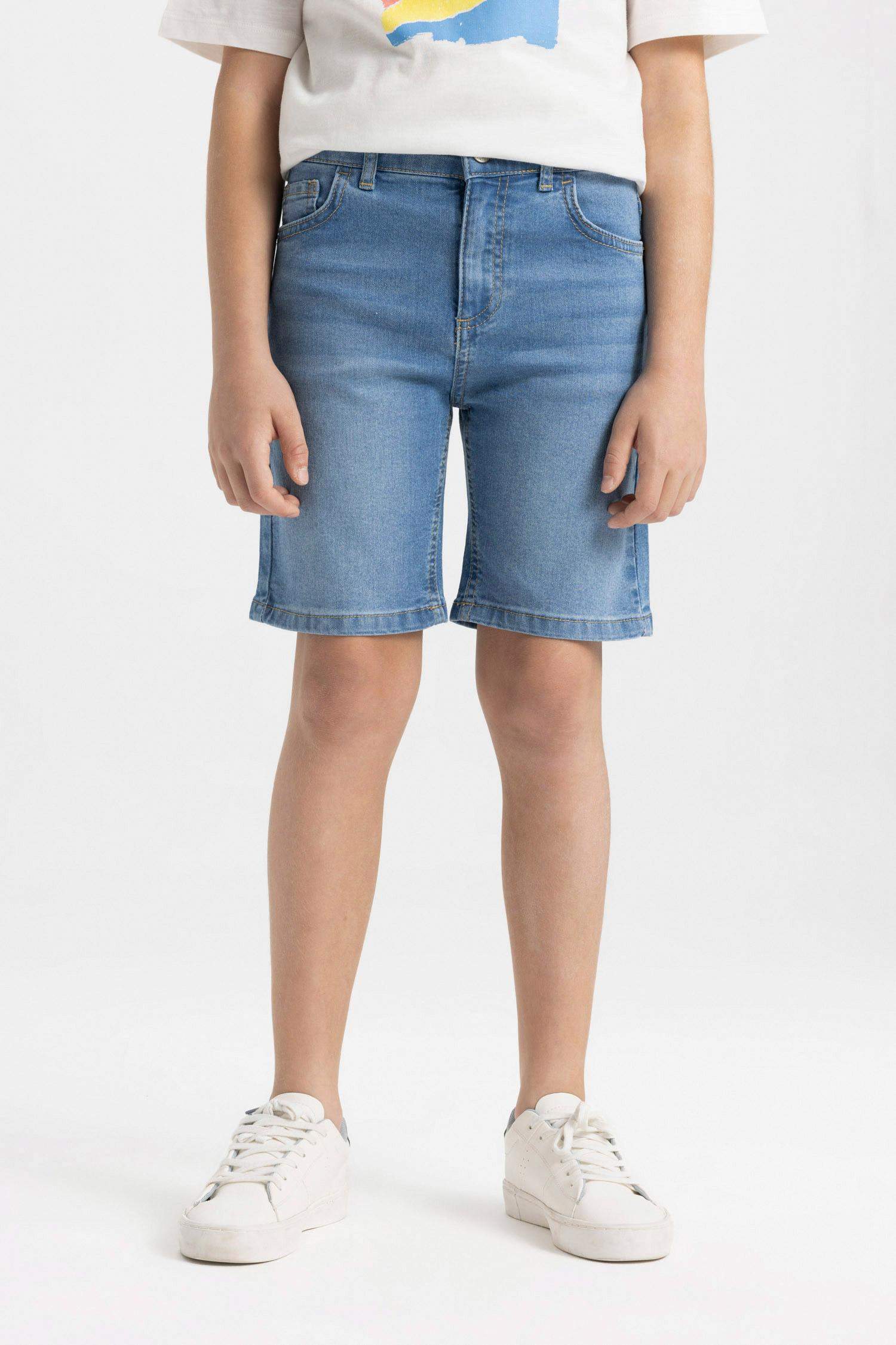 Джинсовые шорты для мальчиков