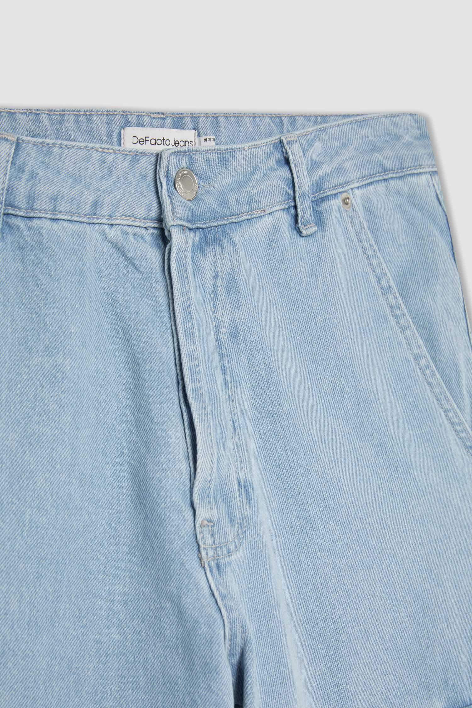 Wide Leg Normal Waist Jeans