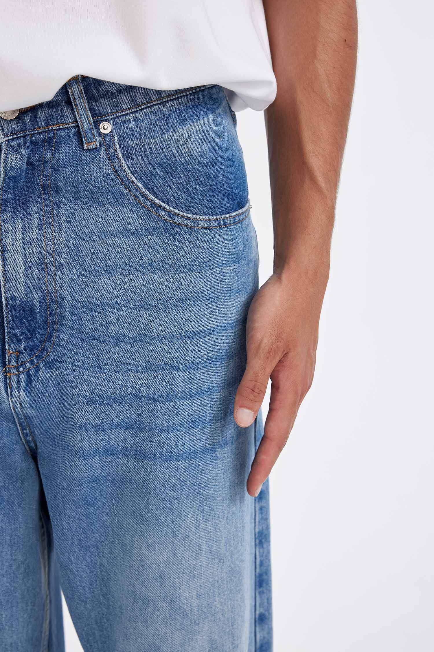 Baggy Fit Normal Waist Wide Leg Jeans