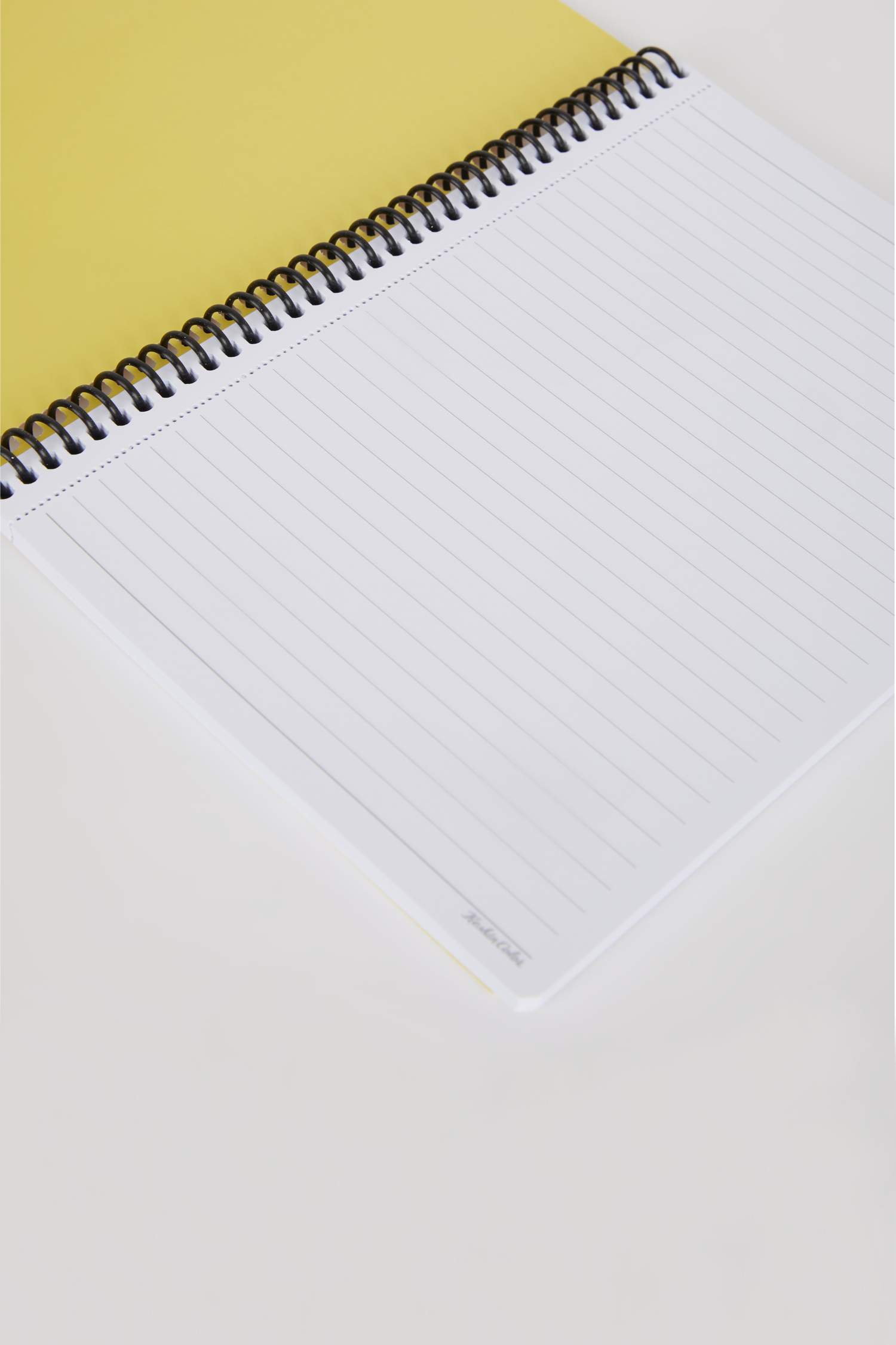 دفتر مذكرات 16;5x22;5 سم مخطط من ميكي ماوس