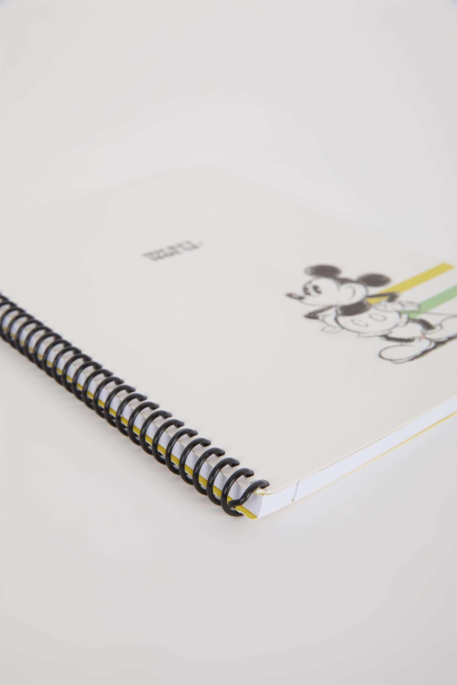 دفتر مذكرات 16;5x22;5 سم مخطط من ميكي ماوس