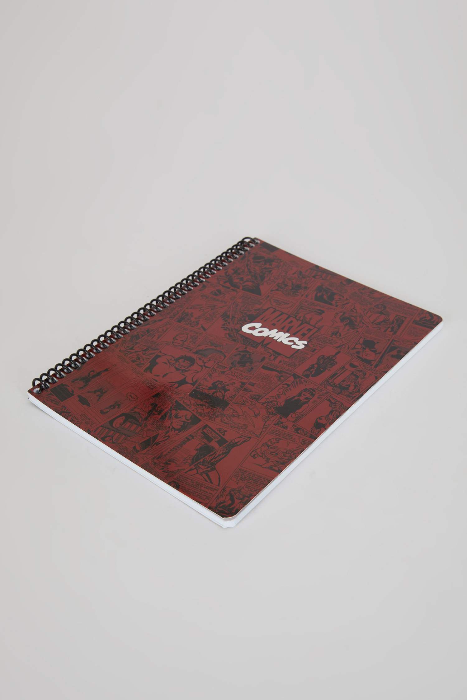 Marvel Desenli Kareli Spiralli 16,5x22,5 cm Not Defteri