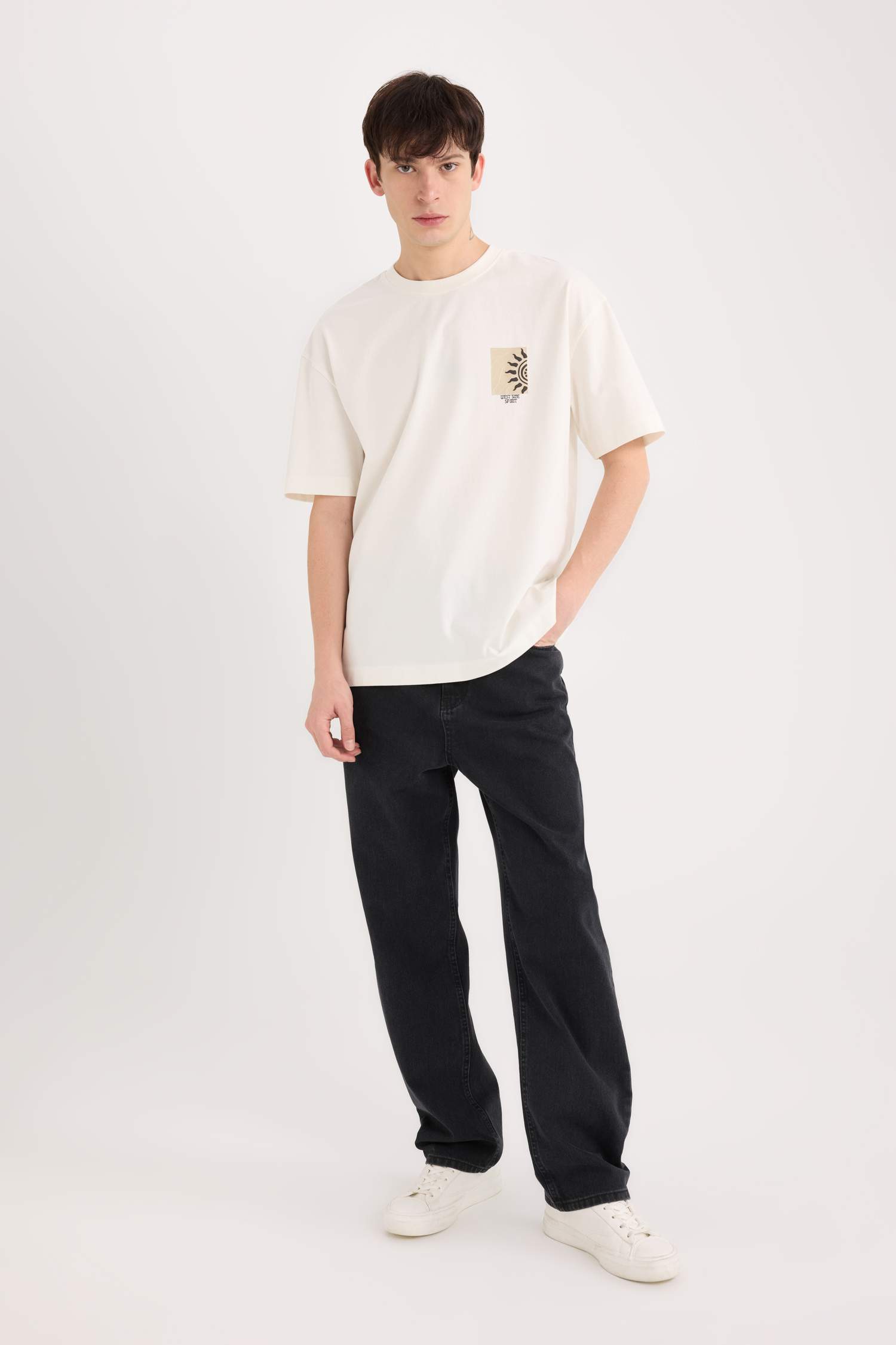 Oversize Fit Crew Neck Printed Short Sleeve T-Shirt