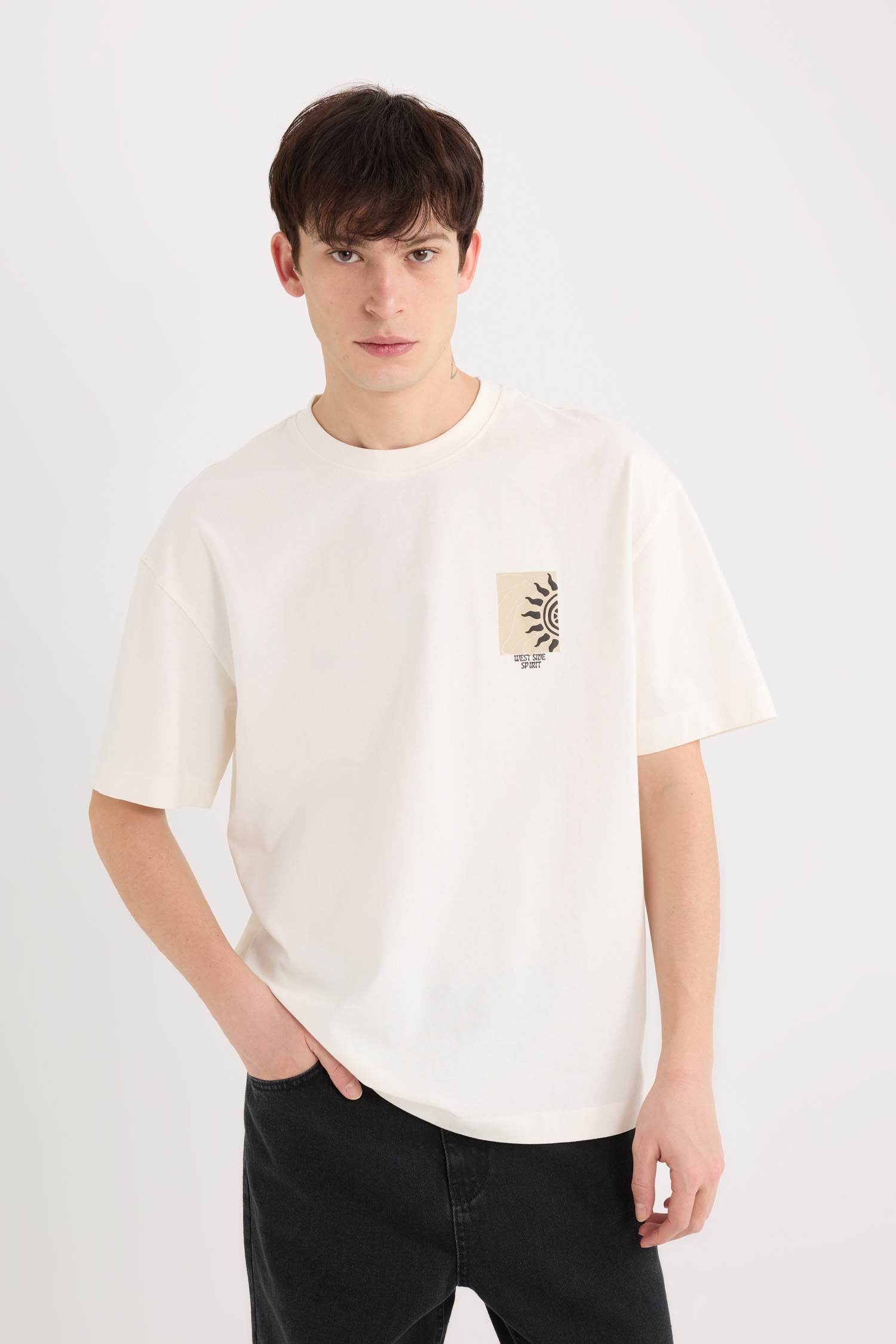 Oversize Fit Crew Neck Printed Short Sleeve T-Shirt
