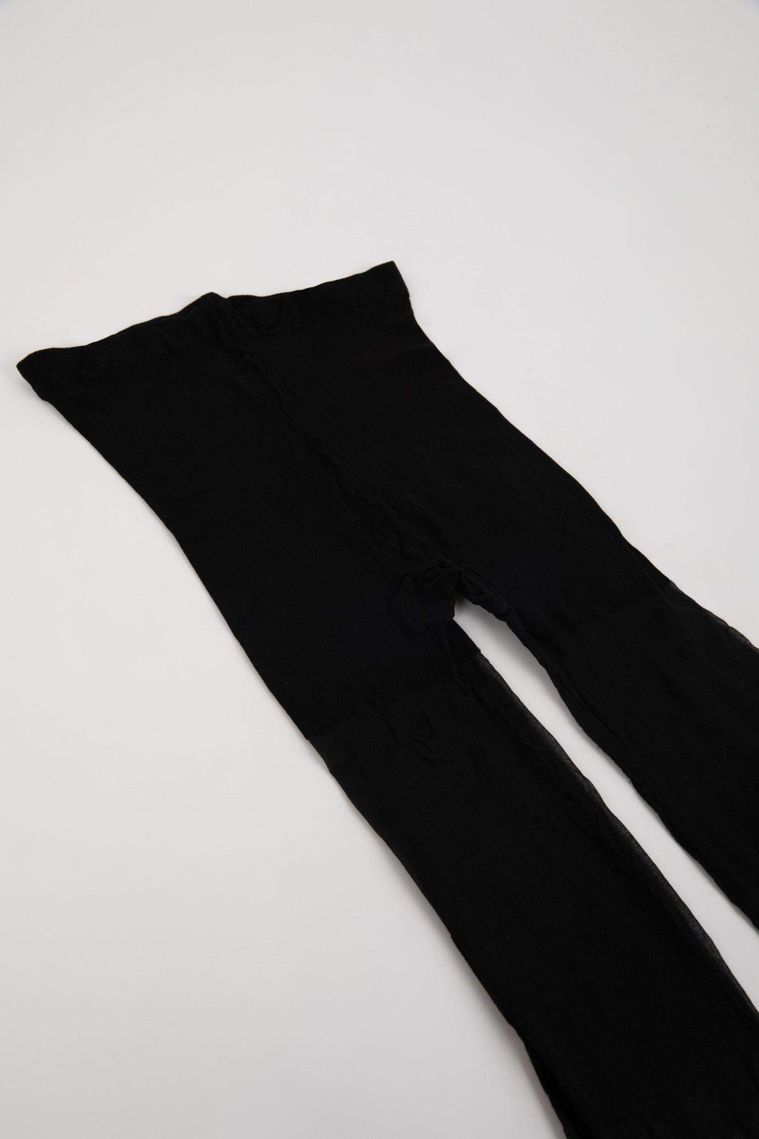 Kadın Siyah 15 Denye Külotlu Çorap