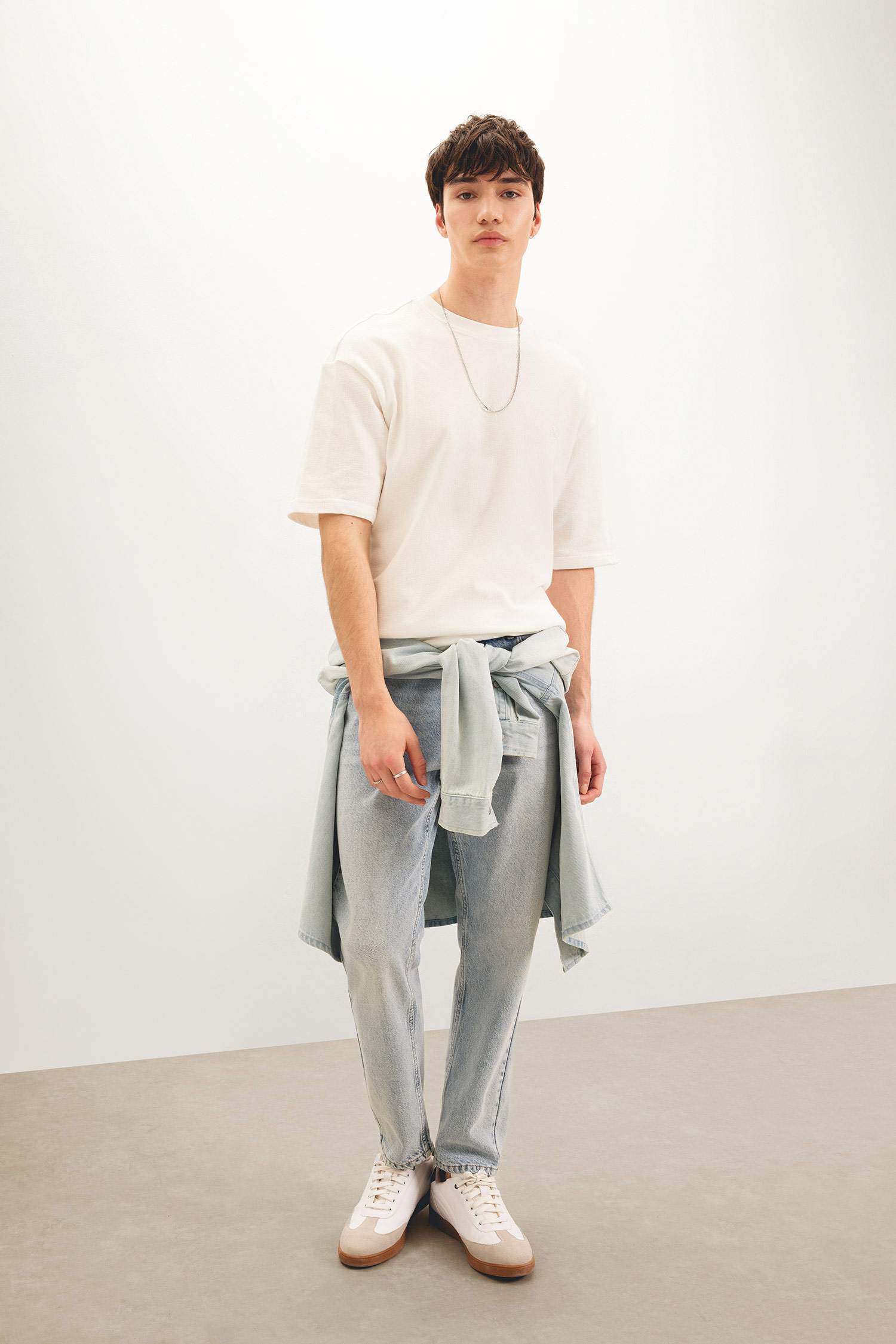 تيشيرت قطن نص كم مطبوع قصة مريحة برقبة مستديرة