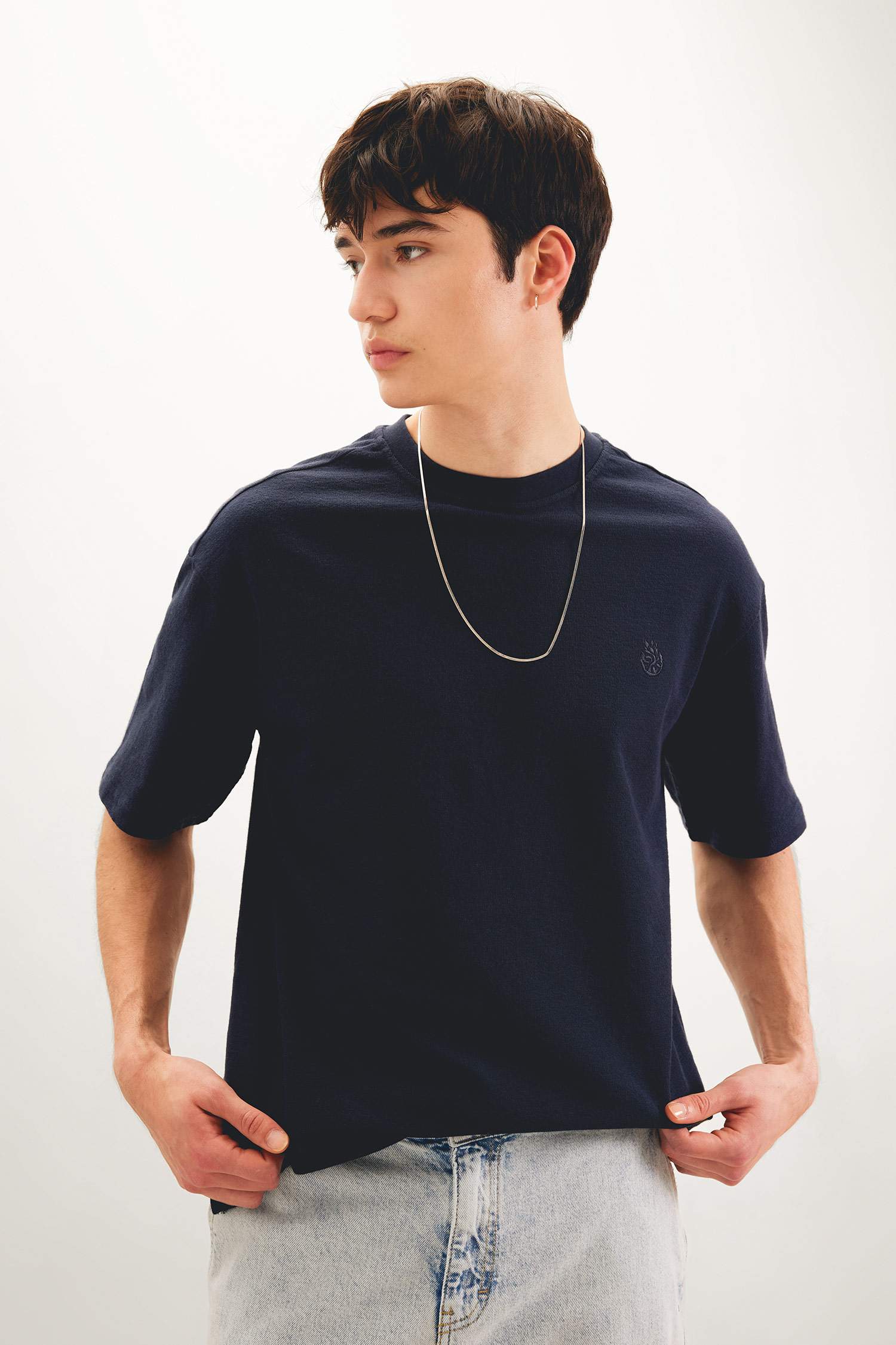 تيشيرت نص ردن مطبوع قصة مريحة بياخة مستديرة