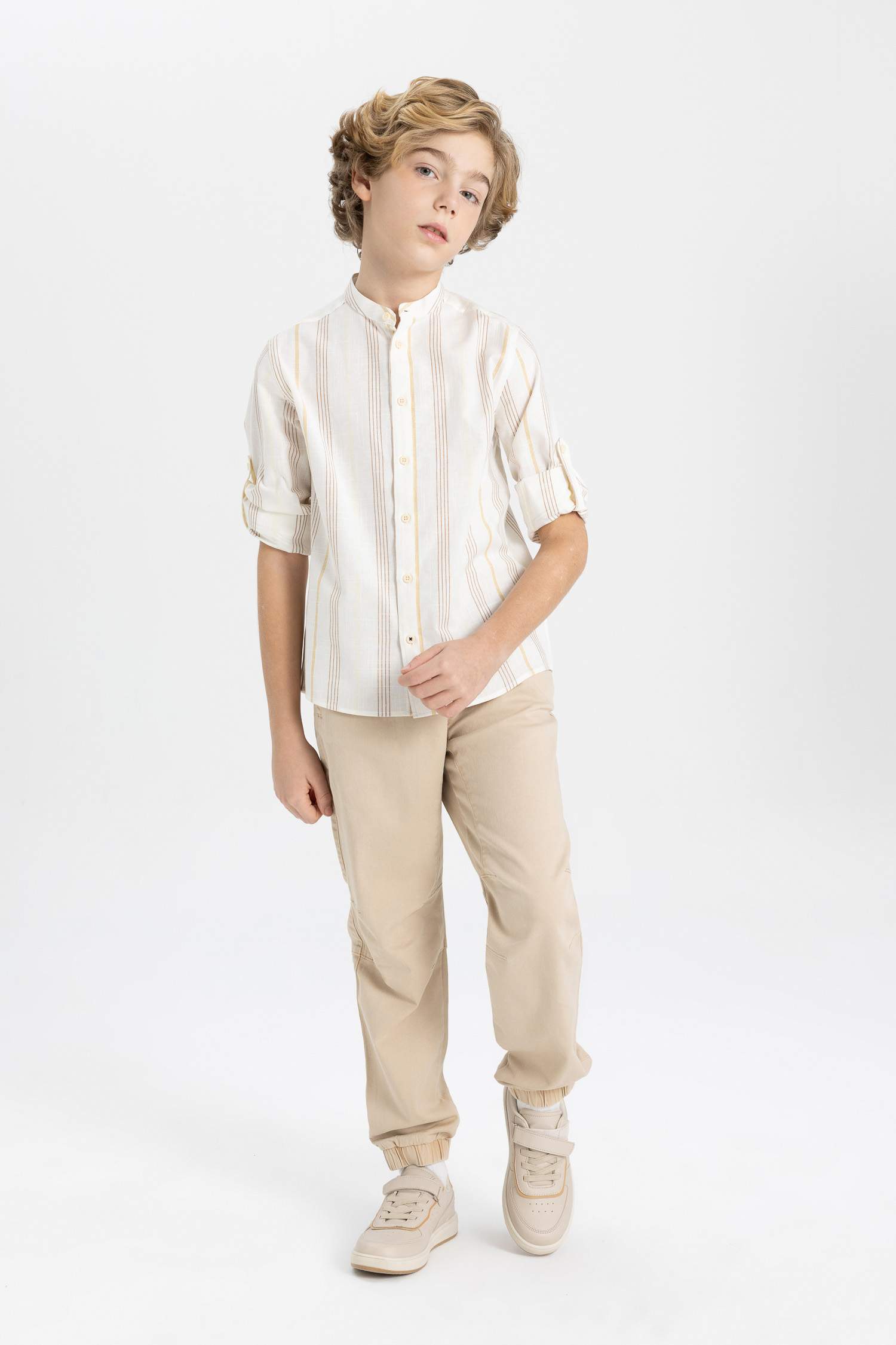 Erkek Çocuk Beli Bağcıklı Lastikli Paça Cepli Jogger Gabardin Pantolon