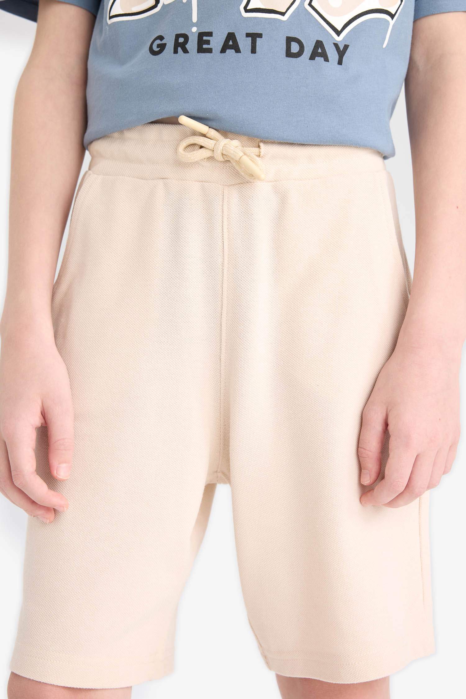 Erkek Çocuk Beli Lastikli Cepli Pike Şort