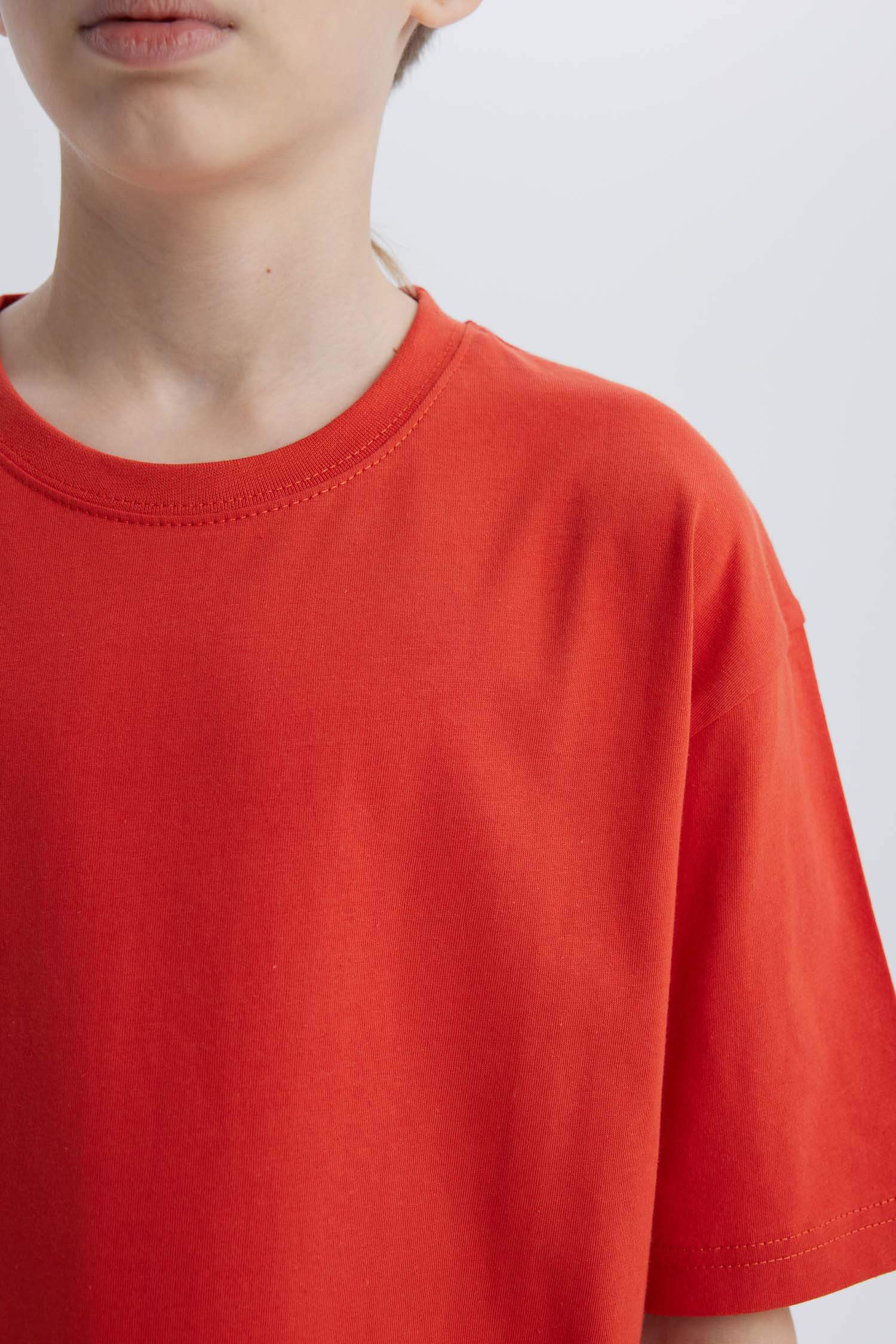 Erkek Çocuk Oversize Geniş Kalıp Bisiklet Yaka Basic Düz Kısa Kollu Tişört