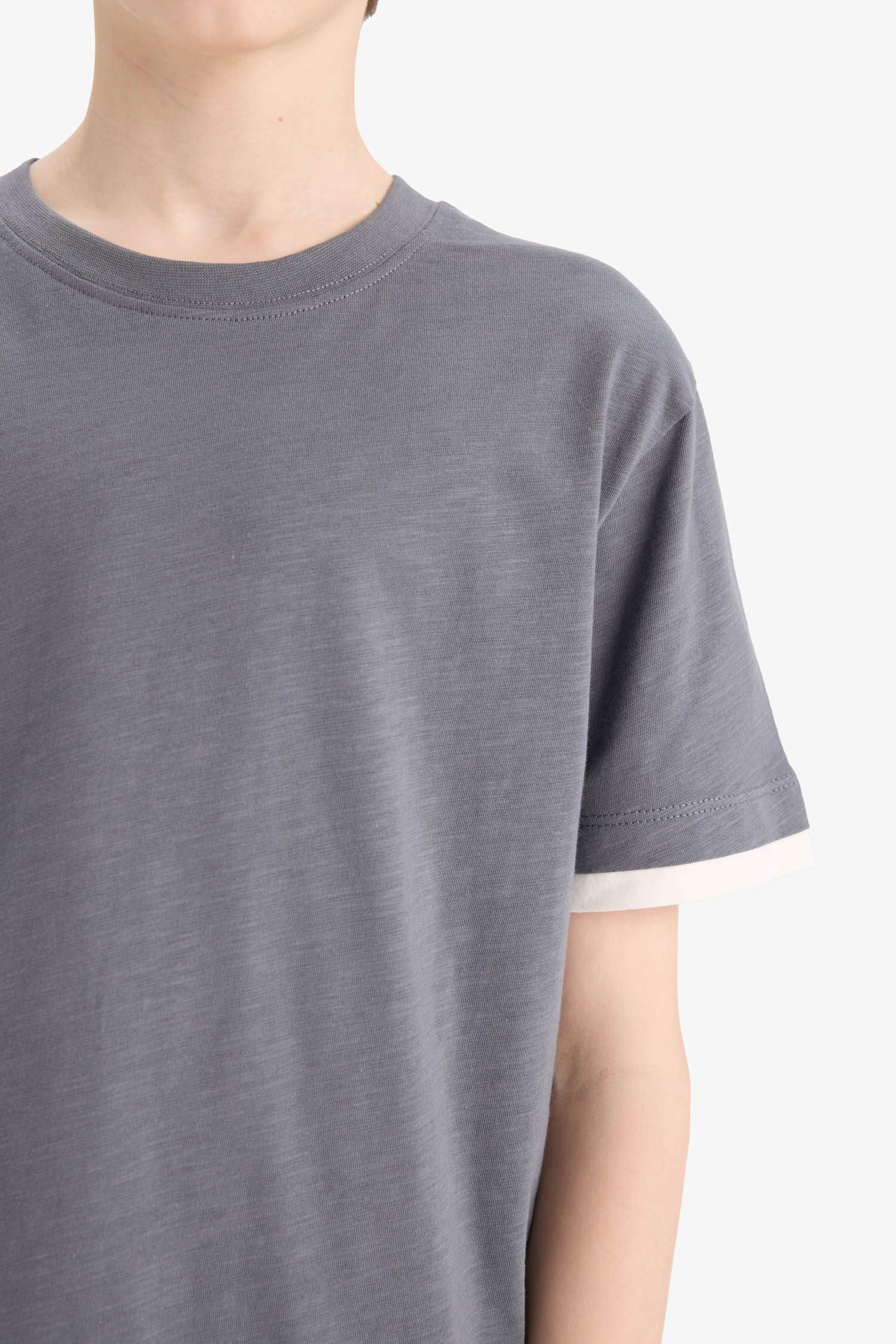 Erkek Çocuk Bisiklet Yaka Basic Düz Kısa Kollu Tişört