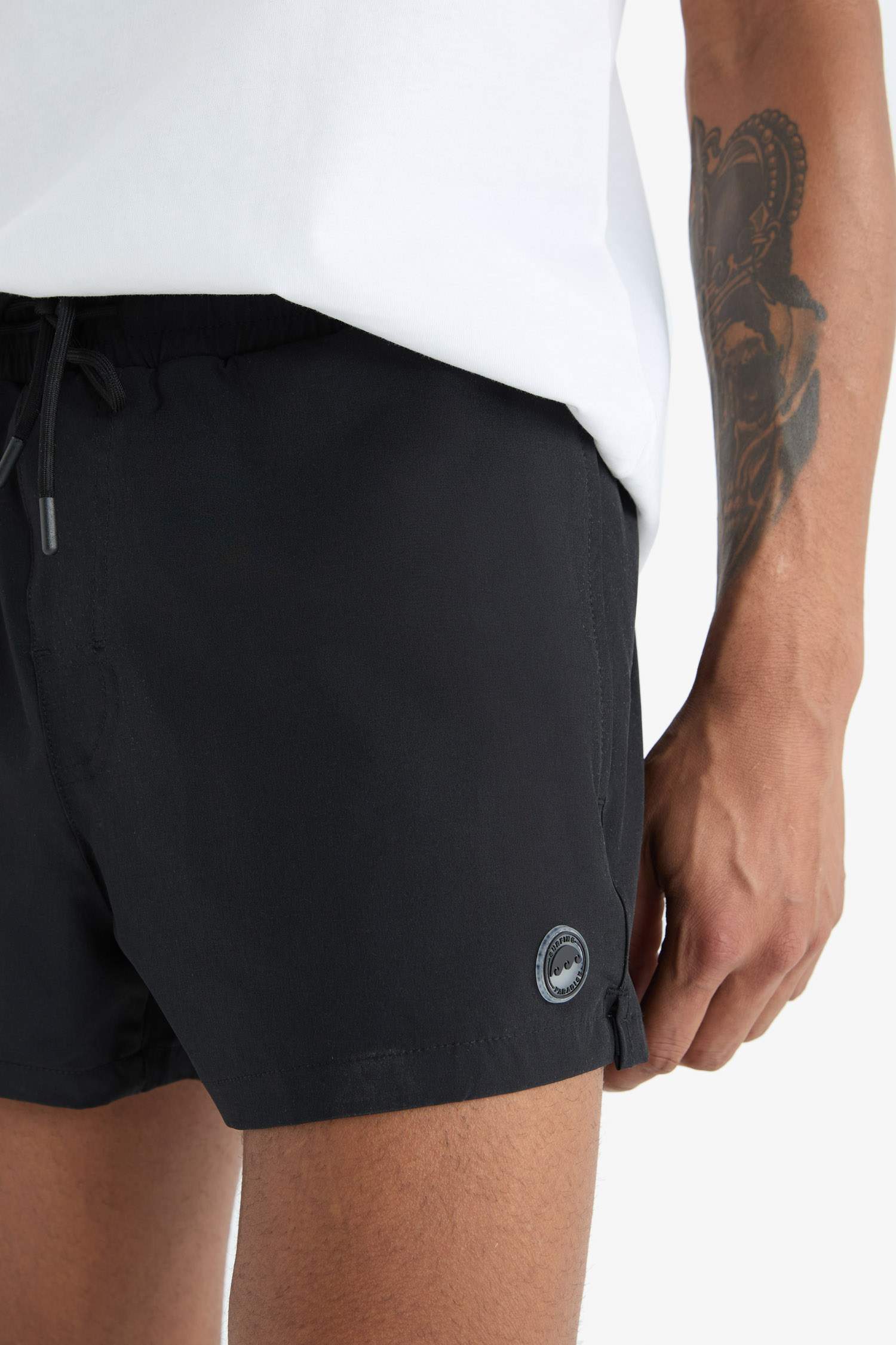 شورت سباحة قصير  بخصر مطاطي من DeFactoFit