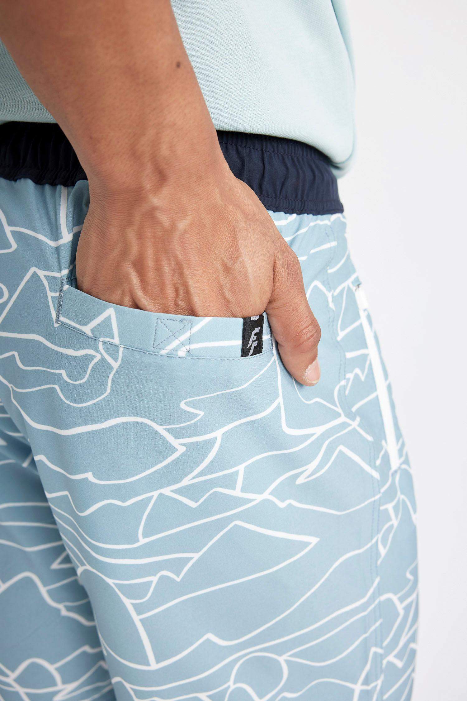 DeFactoFit Regular Fit Printed Flexible Textured Knee Length Swim Shorts