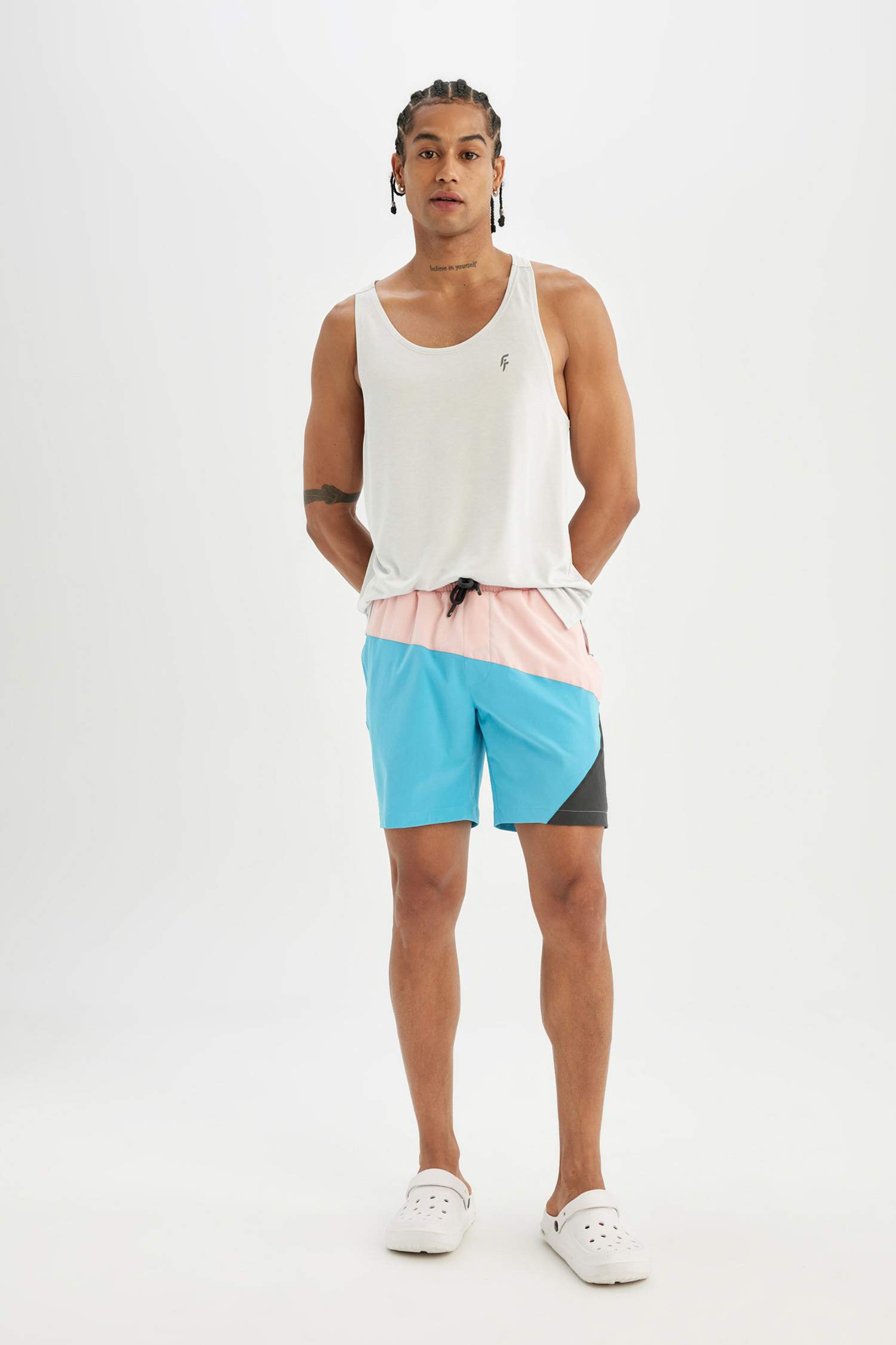 شورت بحر قصير قصة عادية محكم ملون من DeFactoFit