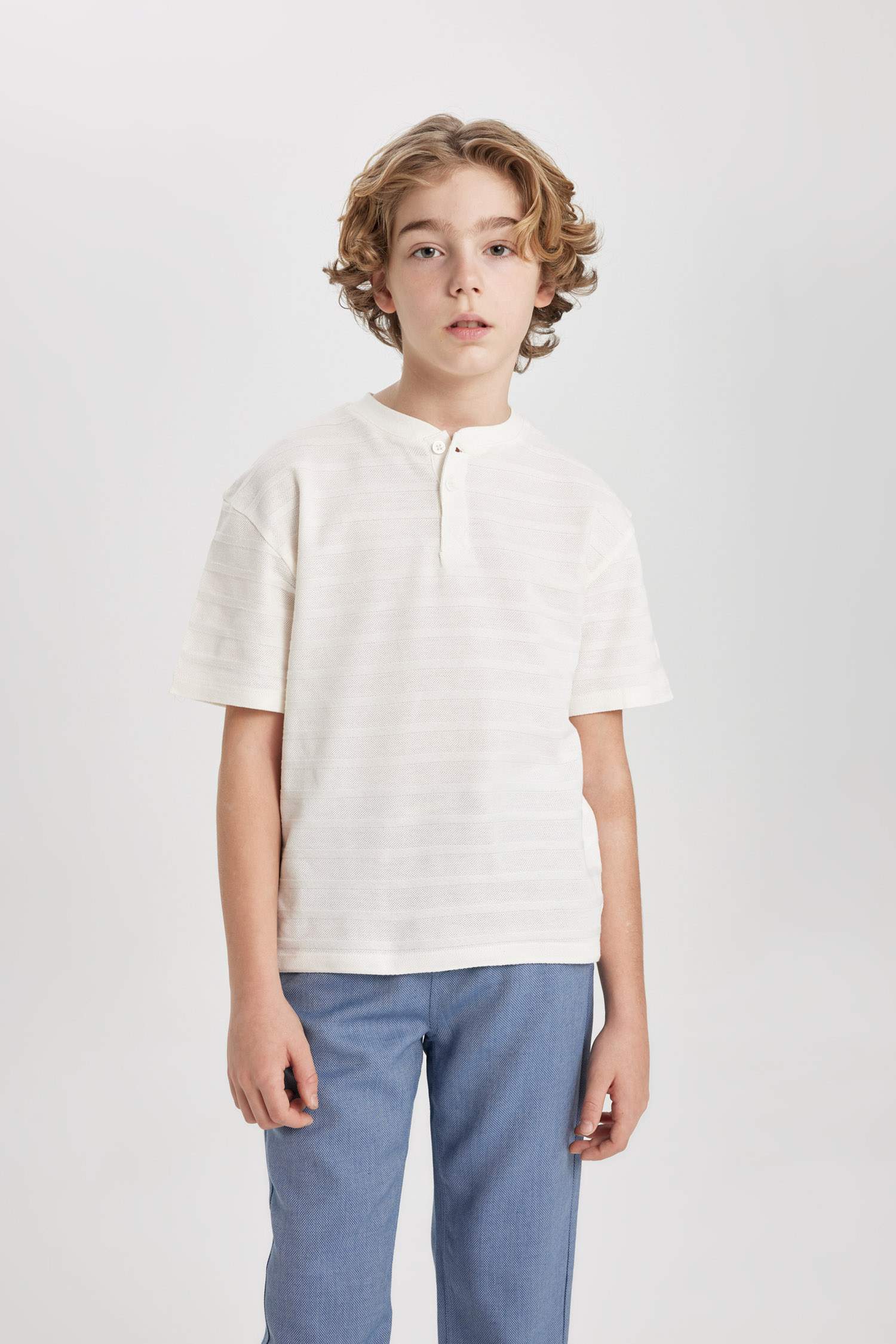 Erkek Çocuk Oversize Geniş Kalıp Hakim Yaka Kısa Kollu Tişört