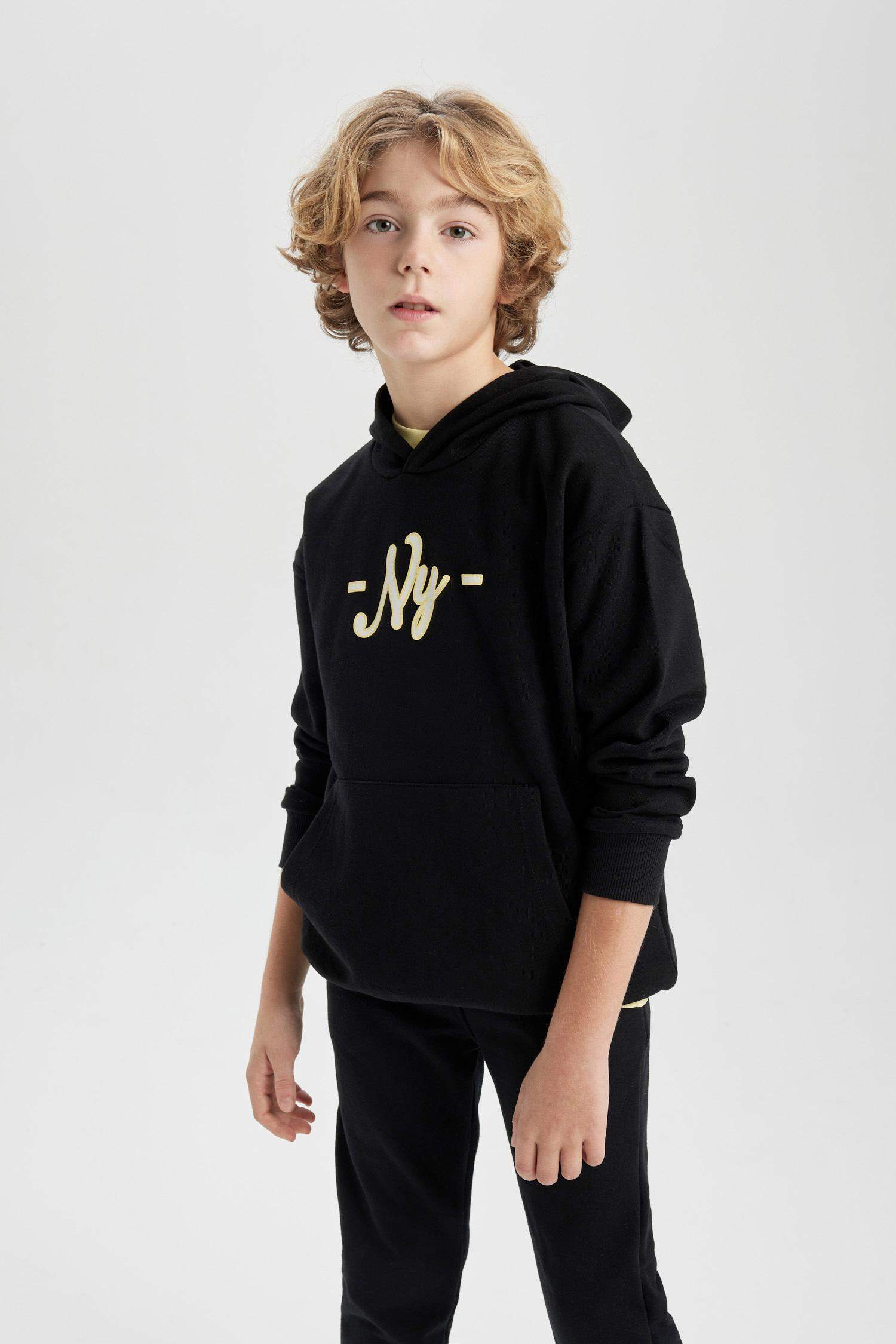 Boy Oversize Fit Hooded Sweatshirt