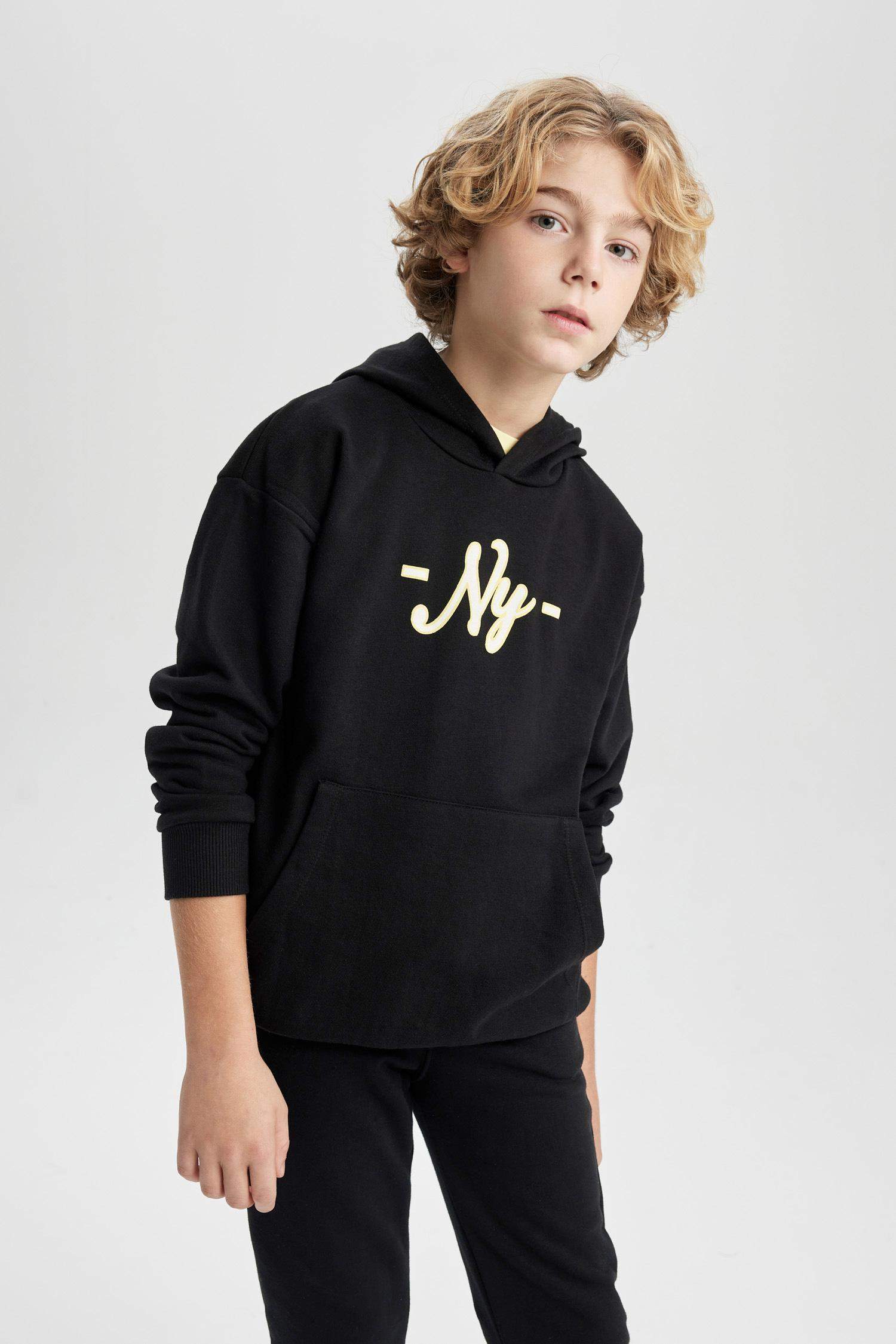 Boy Oversize Fit Hooded Sweatshirt
