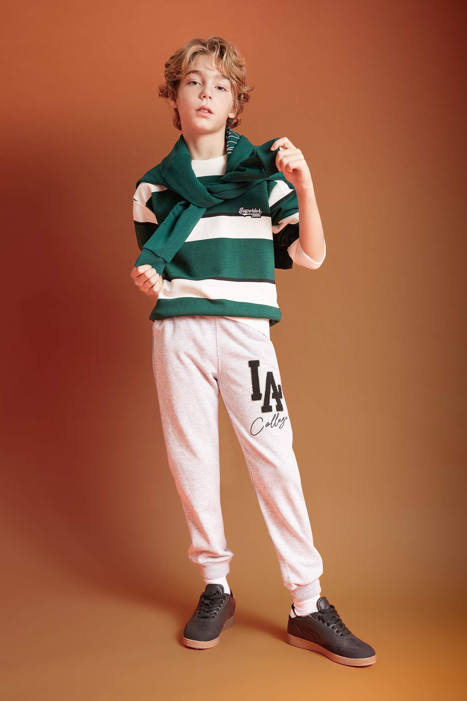 Erkek Çocuk Oversize Geniş Kalıp Bisiklet Yaka Çizgili Sweatshirt