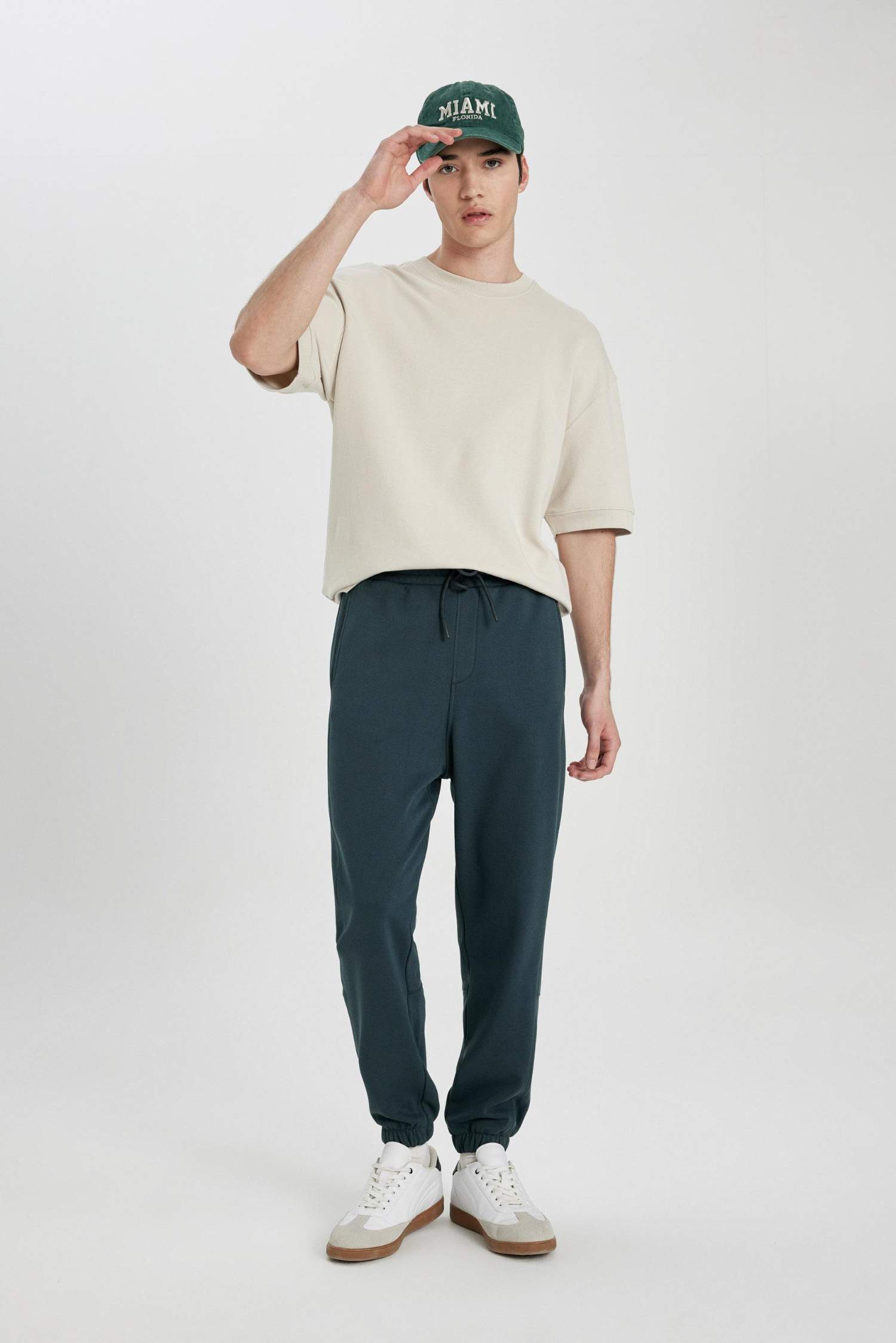 қалыпты пішім Шалбар