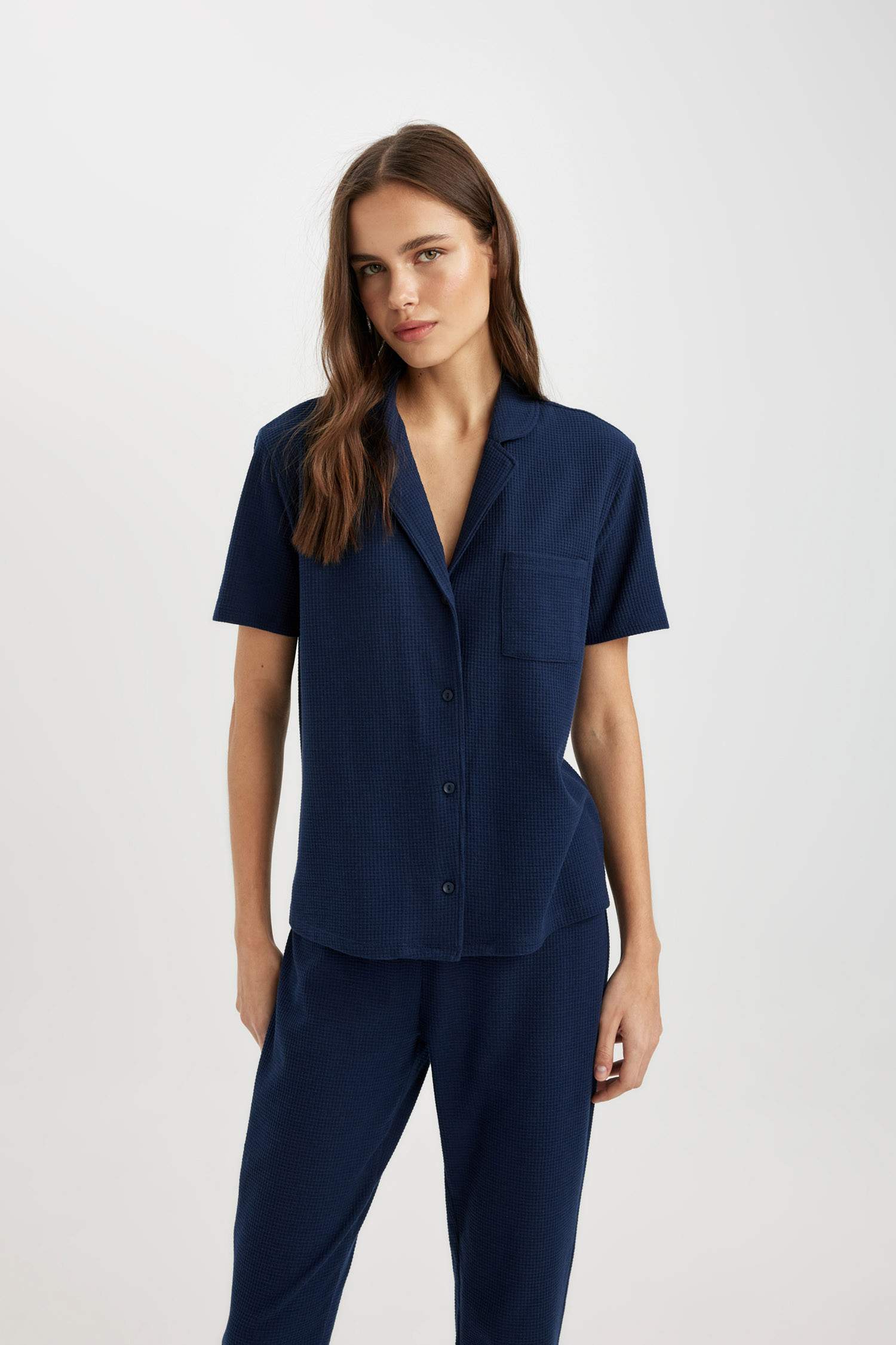 بلوزة بجامة قصة عادية من Fall in Love