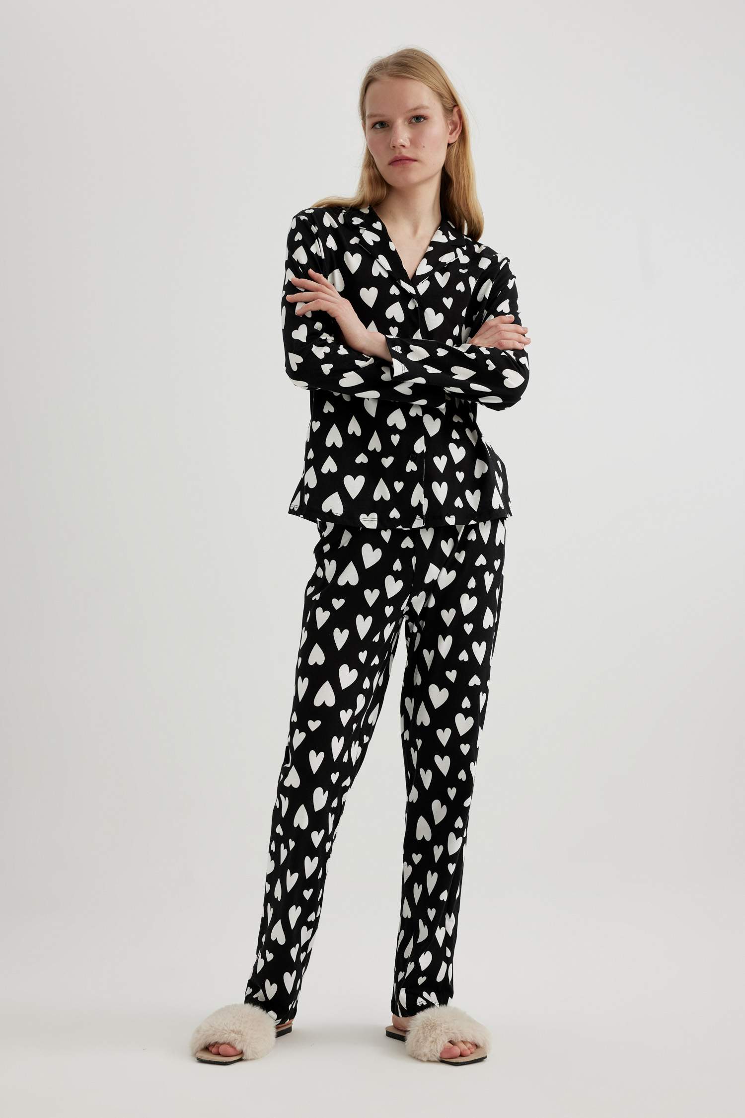 Pijama Takımı Kalp Desenli Uzun Kollu Üst Uzun Alt