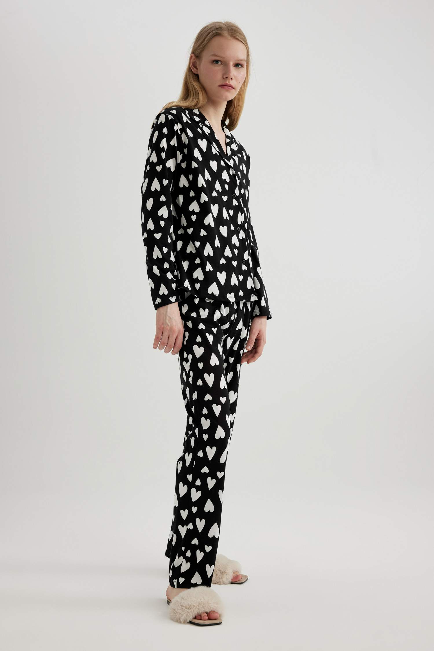 Pijama Takımı Kalp Desenli Uzun Kollu Üst Uzun Alt
