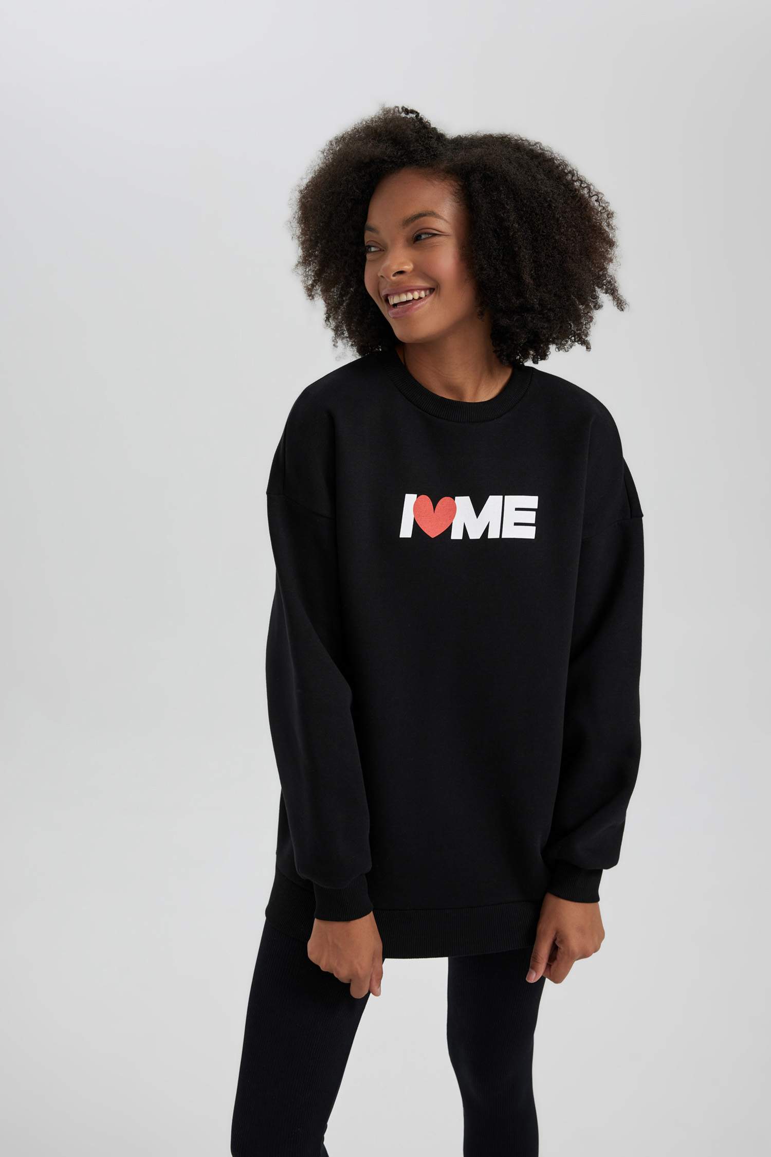 Oversize Fit Geniş Kalıp Bisiklet Yaka I Love Me Baskılı Kalın Kumaş Sweatshirt
