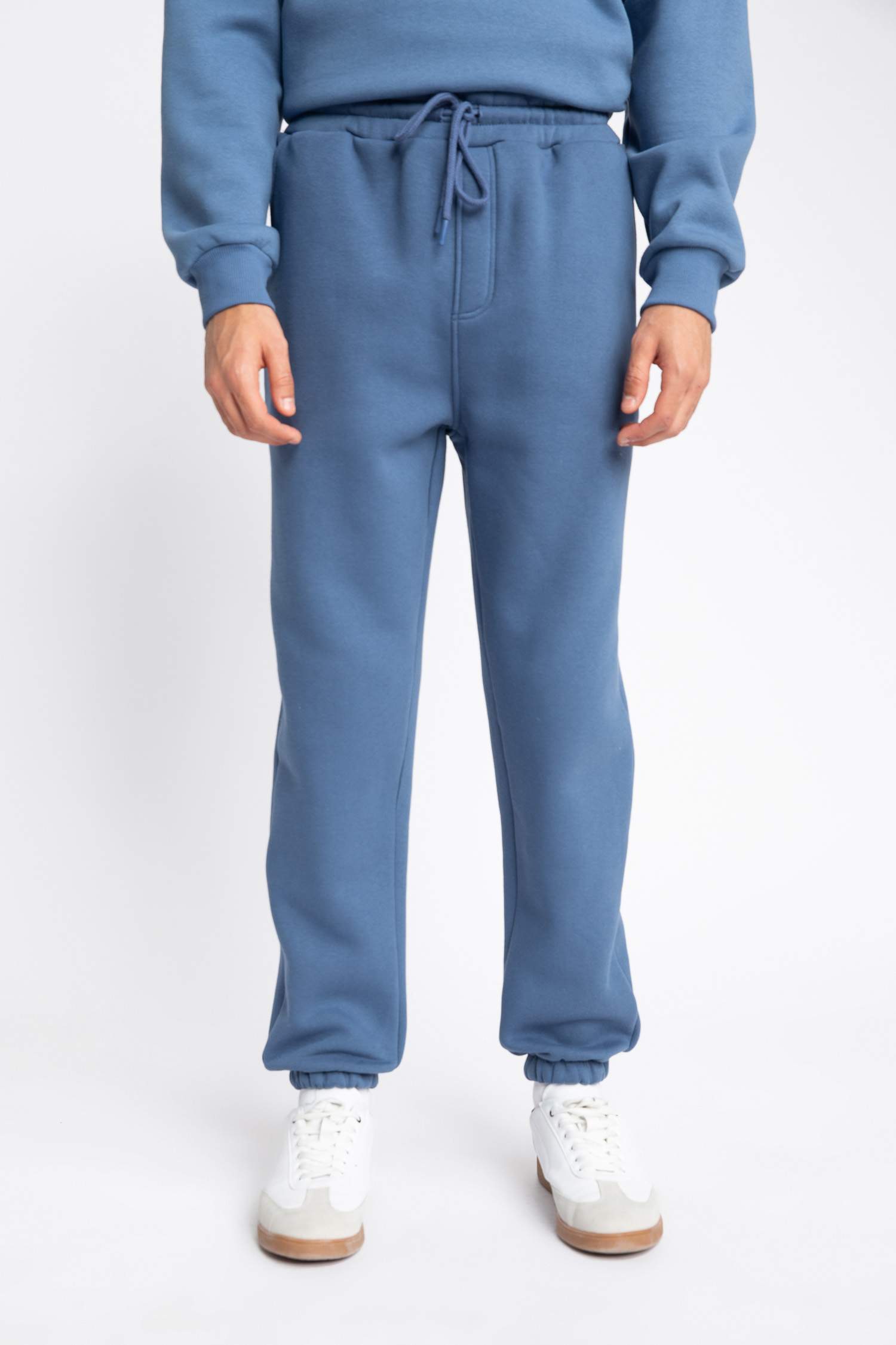 Regular Fit With Pockets Trousers