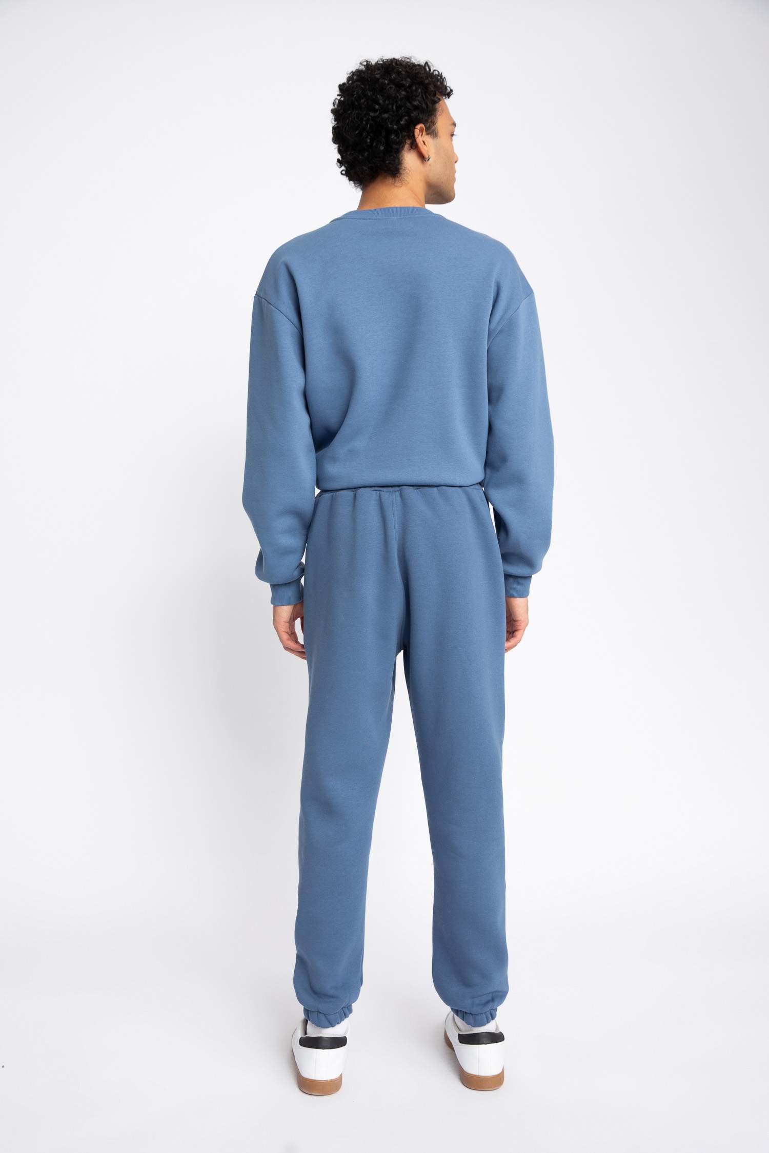 Regular Fit With Pockets Trousers