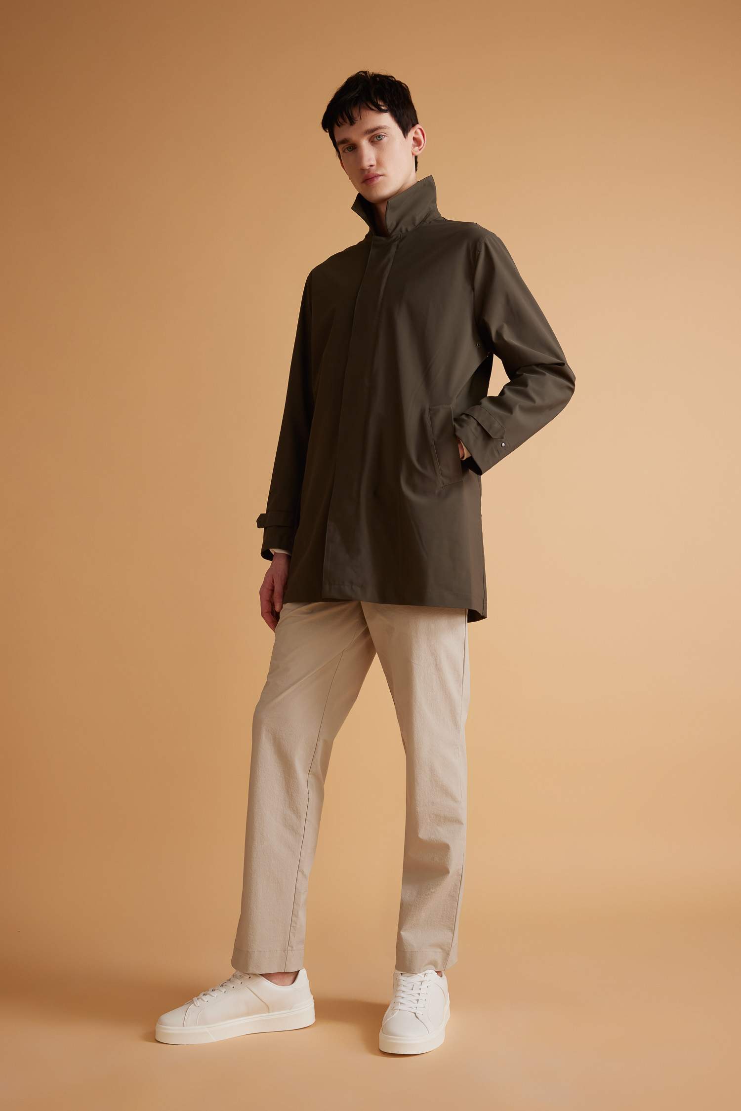 Su İtici Rüzgar Geçirmez Slim Fit Parka Mont Dar Kesim Polo Yaka Fermuarlı Cepli 