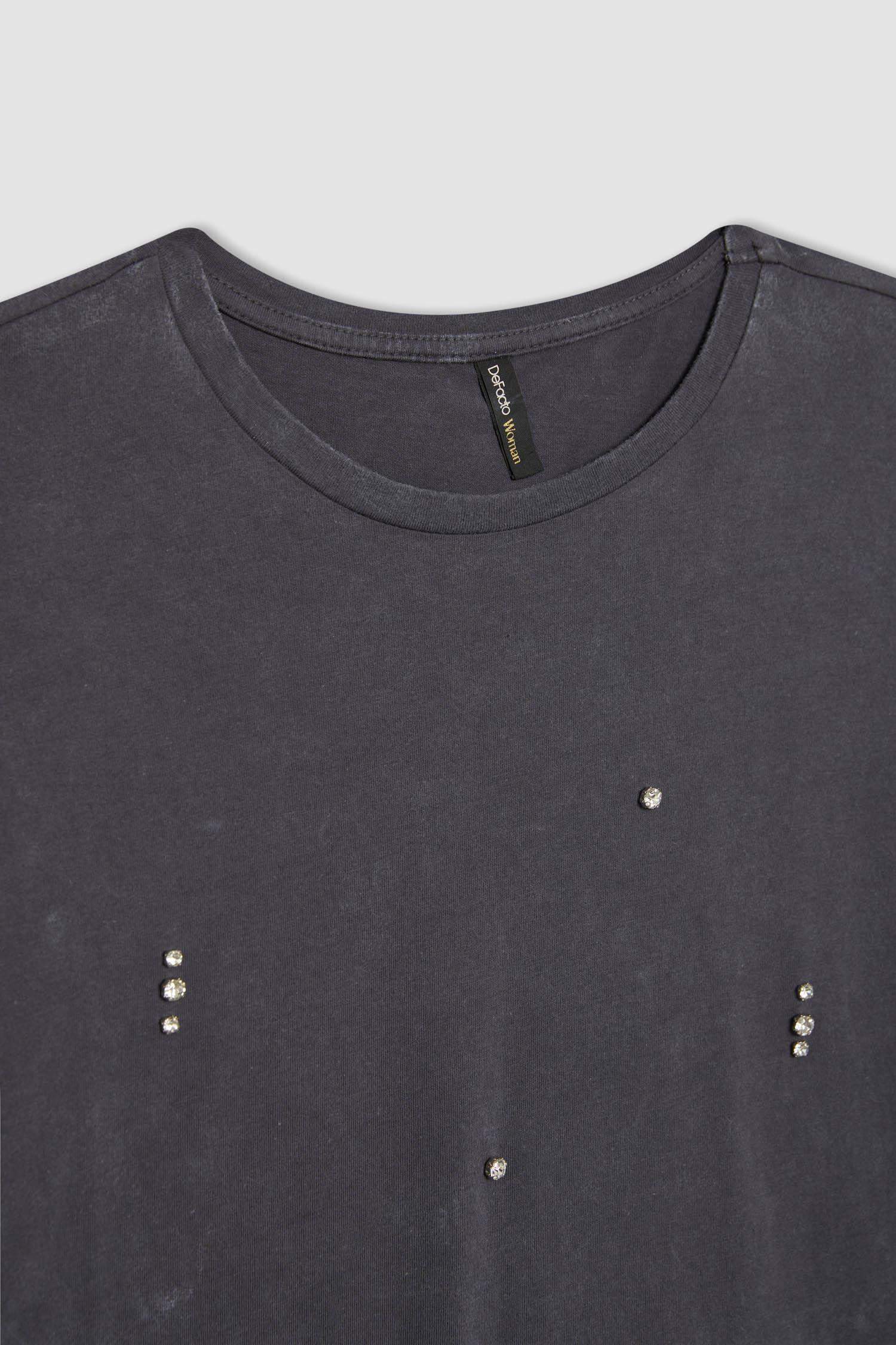 Футболка оверсайз с круглым вырезом